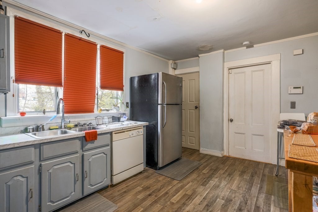 951 Canterbury St, Roslindale, Boston, MA 02131 - Image 4