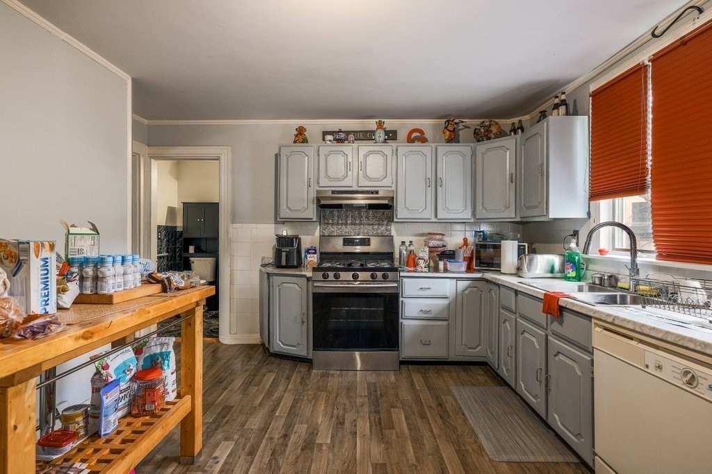951 Canterbury St, Roslindale, Boston, MA 02131 - Image 5