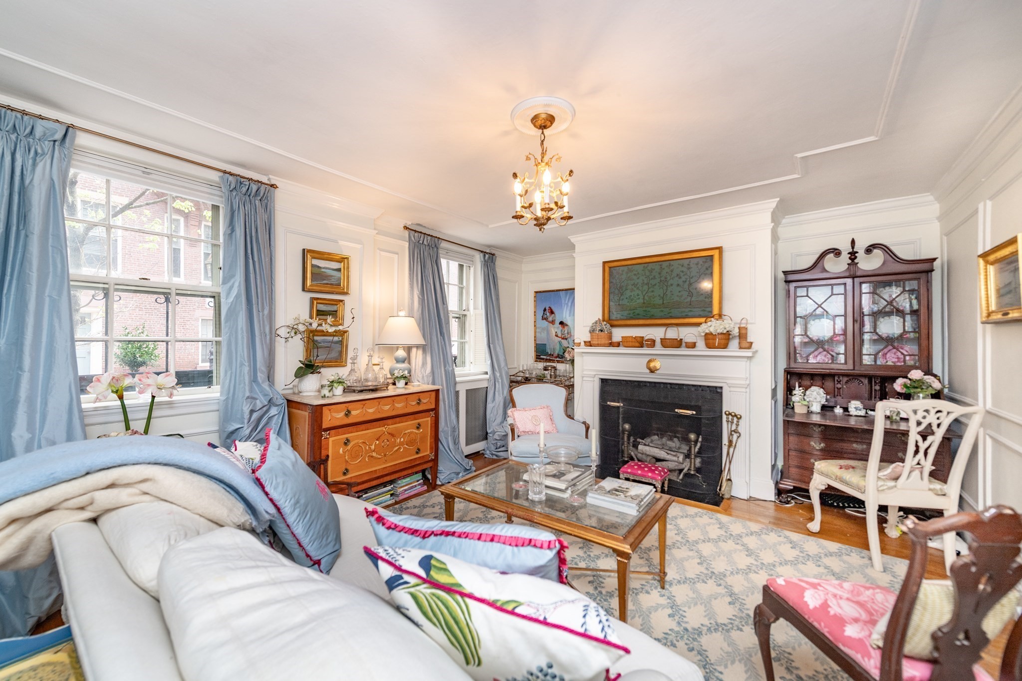 97 Mount Vernon St Unit 3, Beacon Hill, Boston, MA 02108