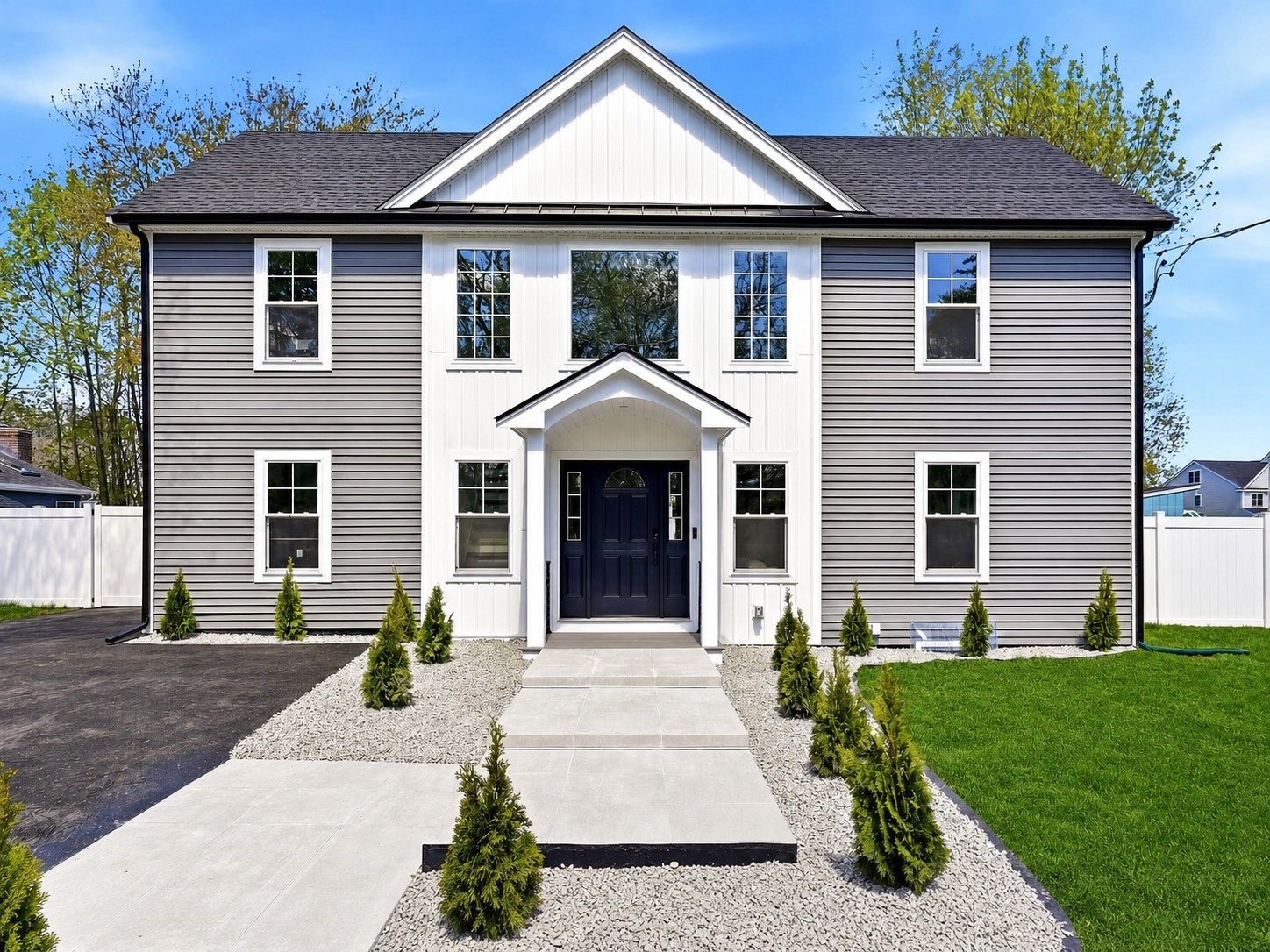 8 Boyd Rd, Woburn, MA 01801