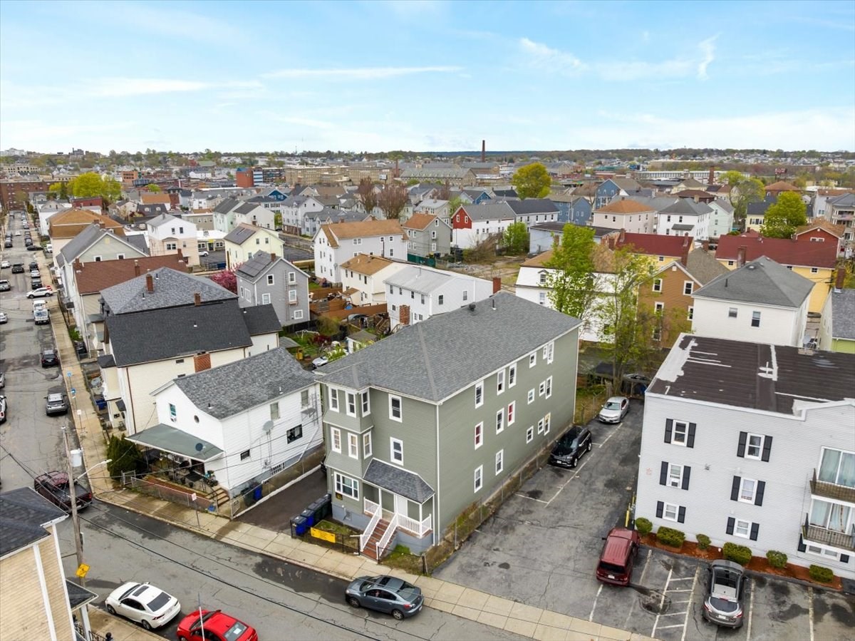 516 Third St, Fall River, MA 02721