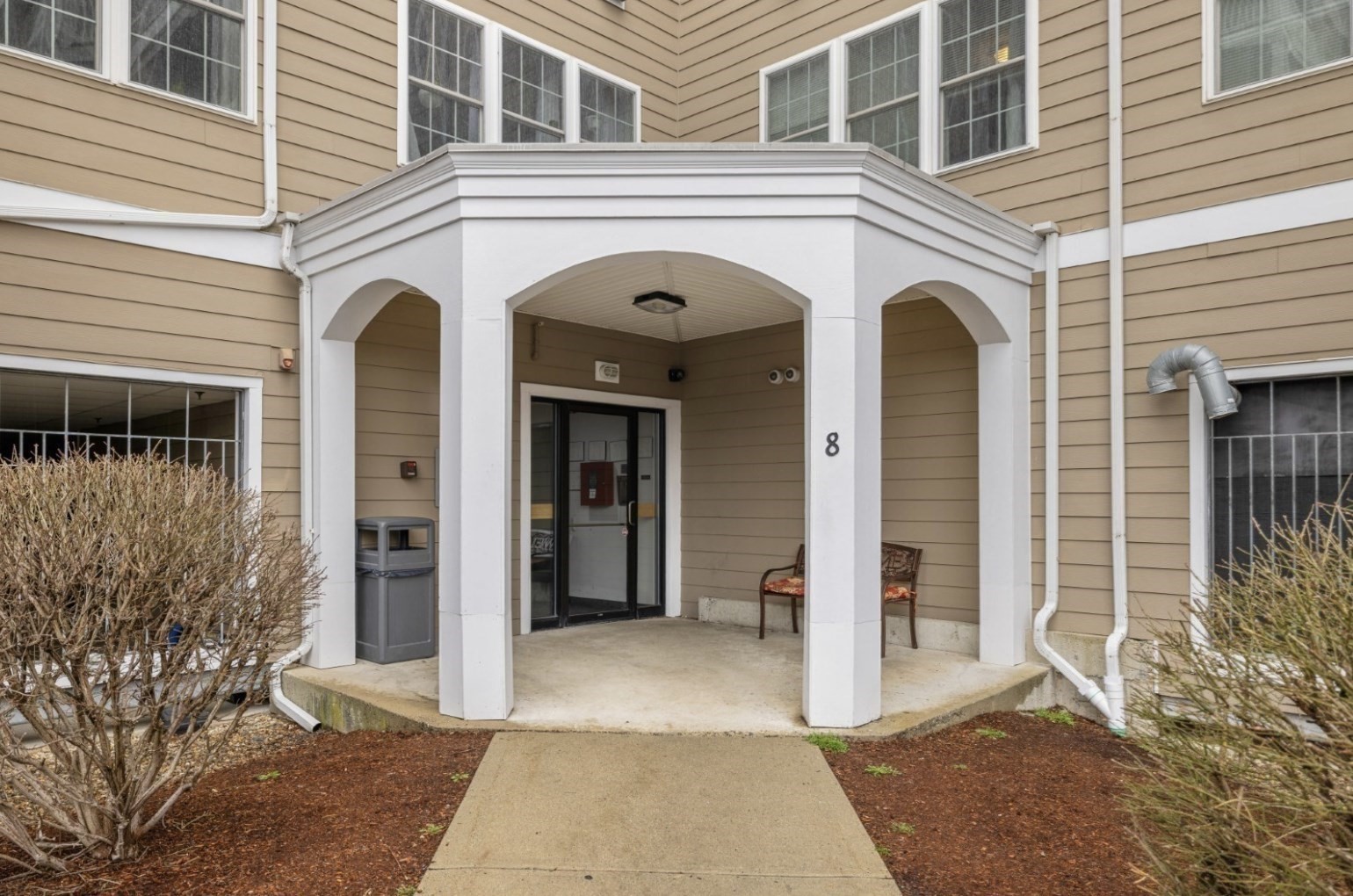 8 Walnut St Unit 408, Peabody, MA 01960