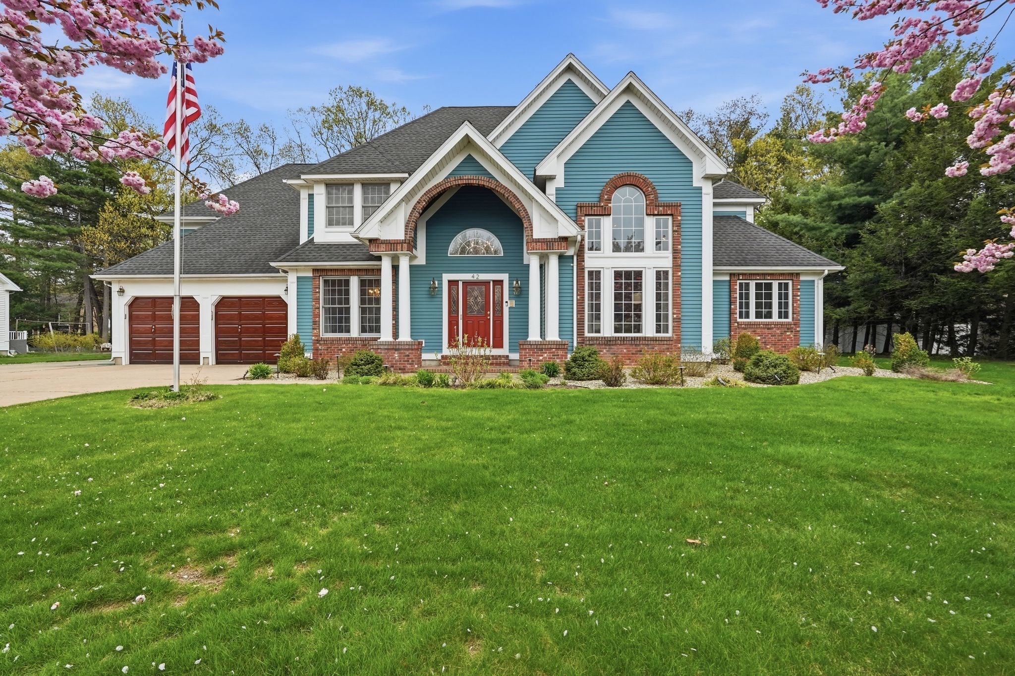 42 Gary Dr, Westfield, MA 01085