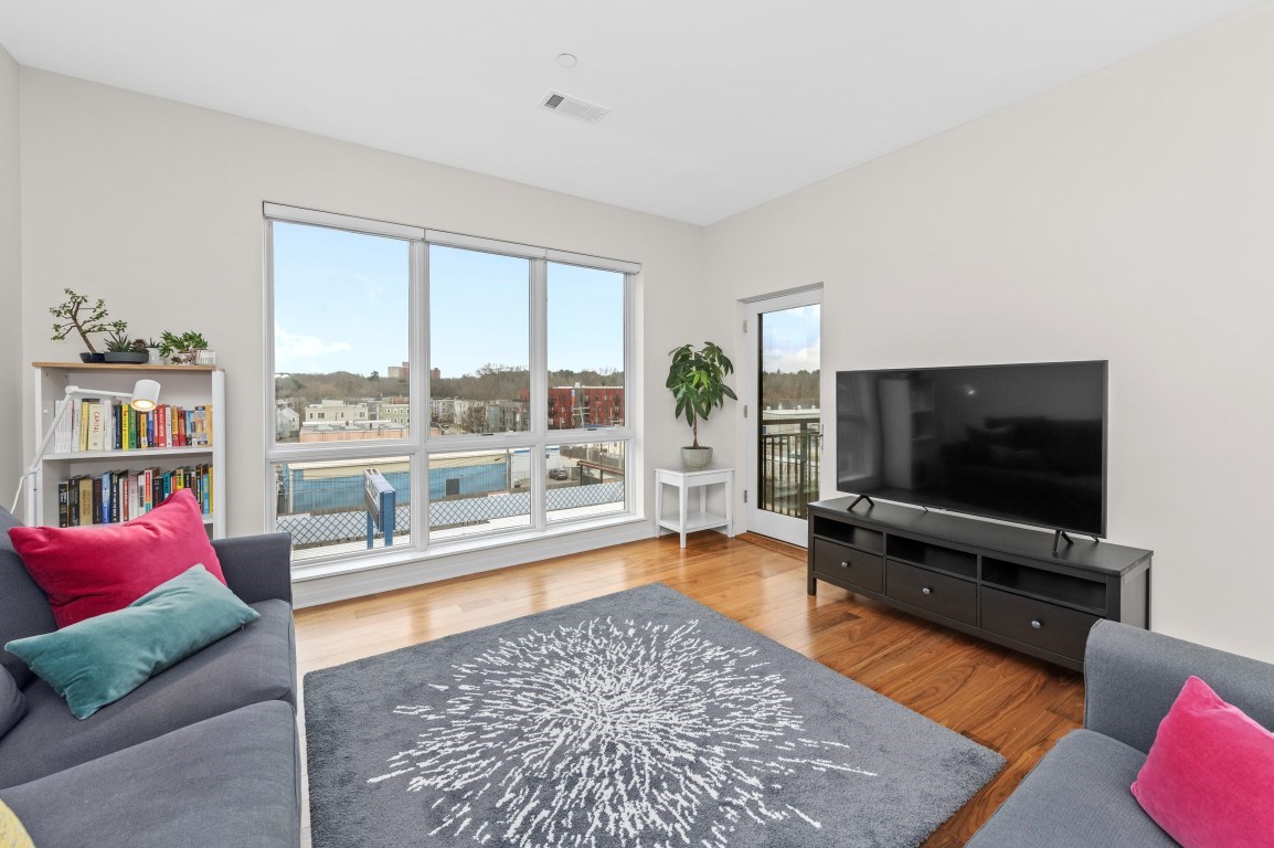3531 Washington Street Unit 417, Jamaica Plain, Boston, MA 02130