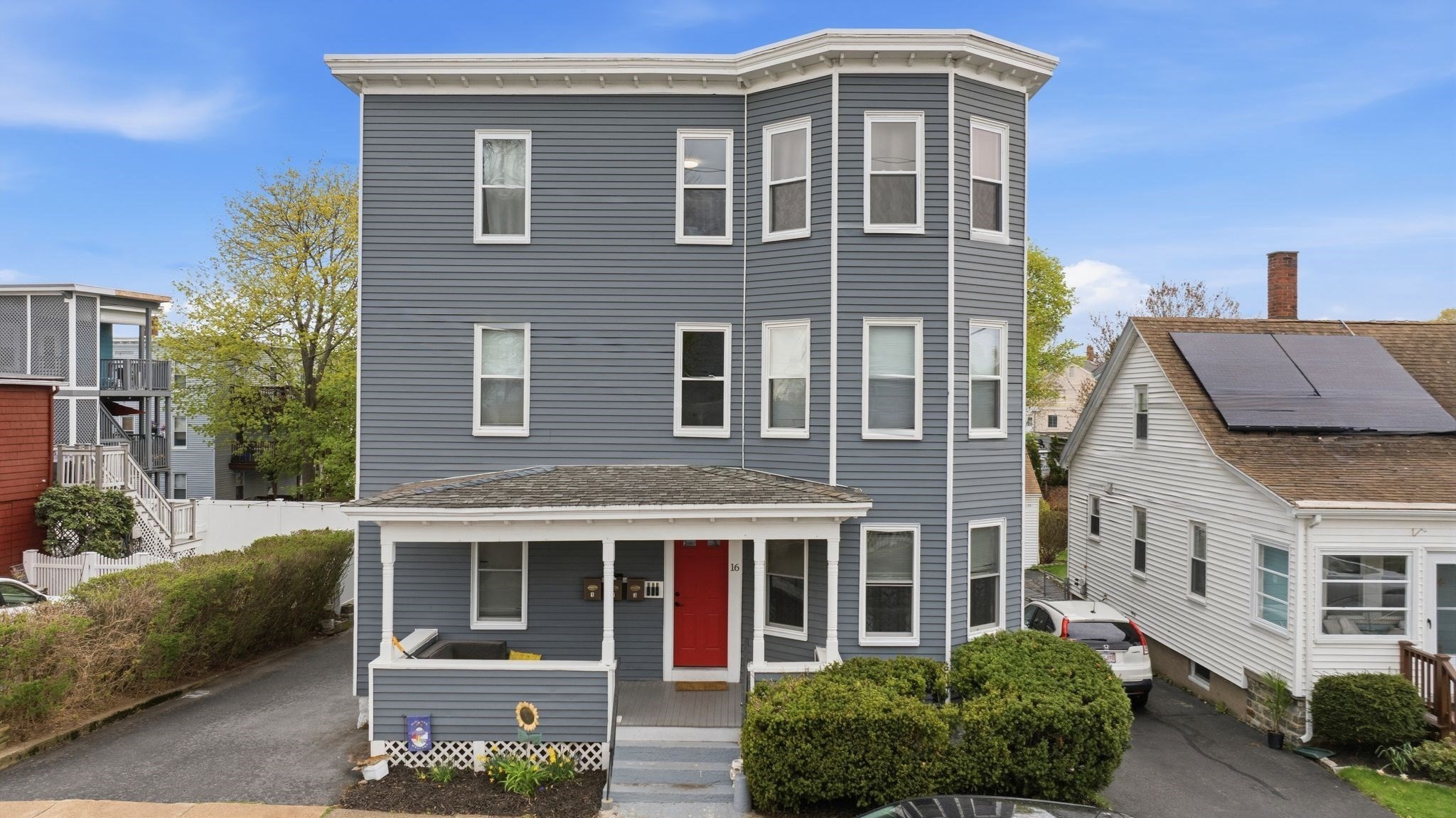16 Cloutman St Unit 2, Salem, MA 01970