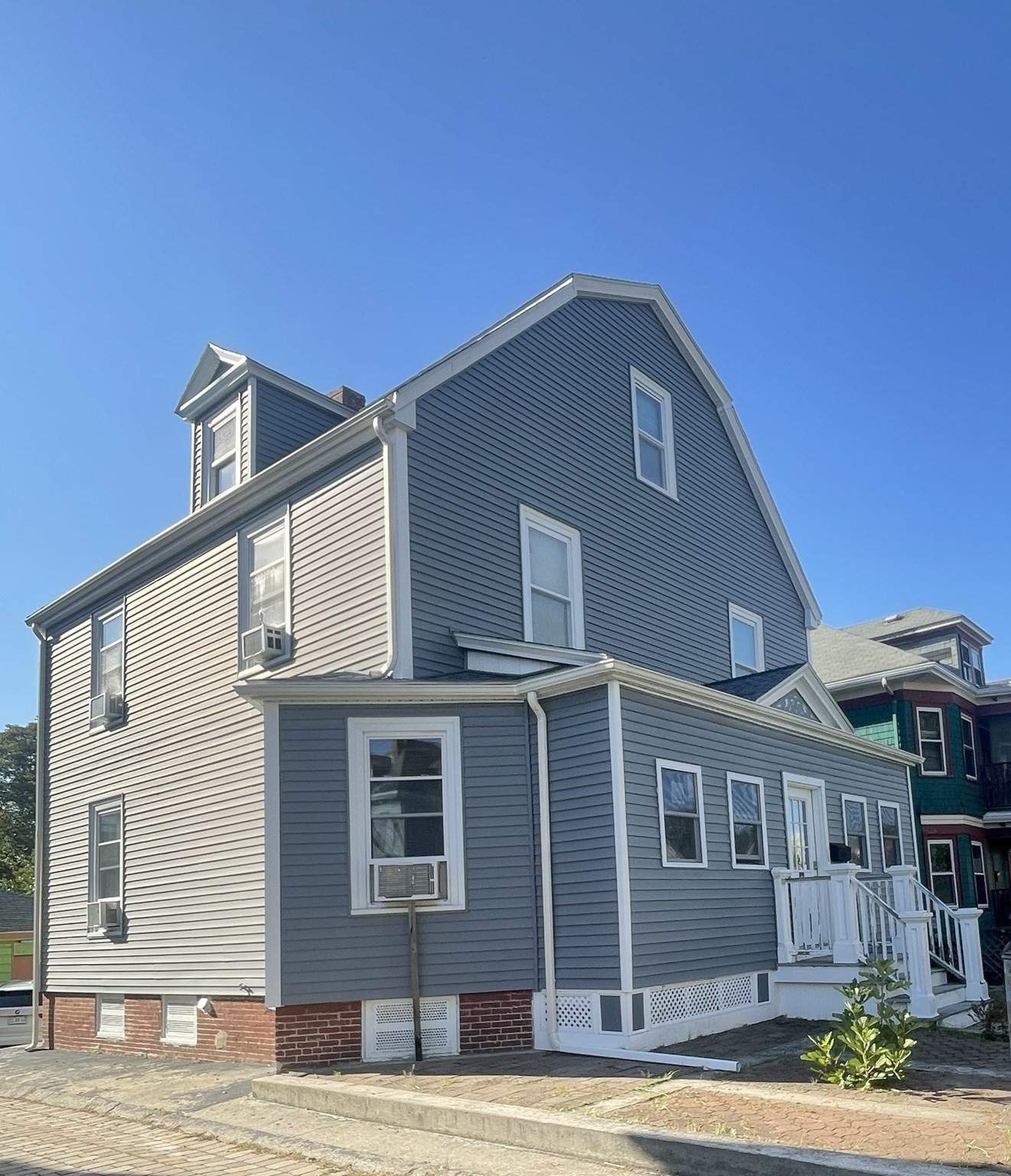19 Nixon St, Dorchester, Boston, MA 02124