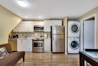 32 Bay Street, Apt 32