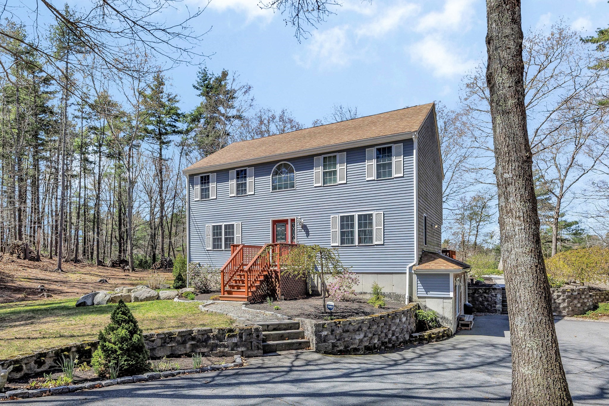 331 Braley Hill Rd, Rochester, MA 02770
