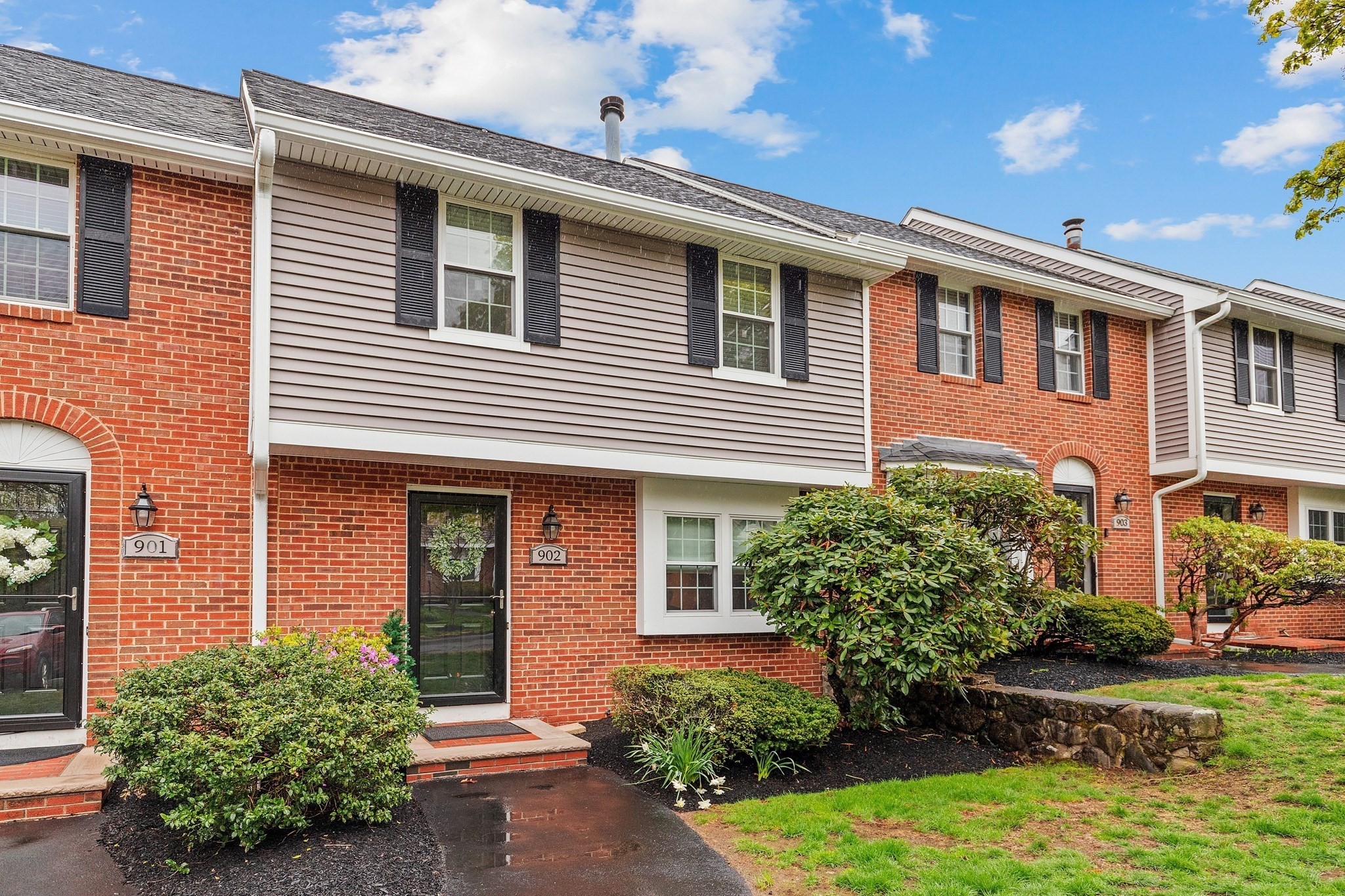 320 Newbury St Unit 902, Danvers, MA 01923 - Image 2