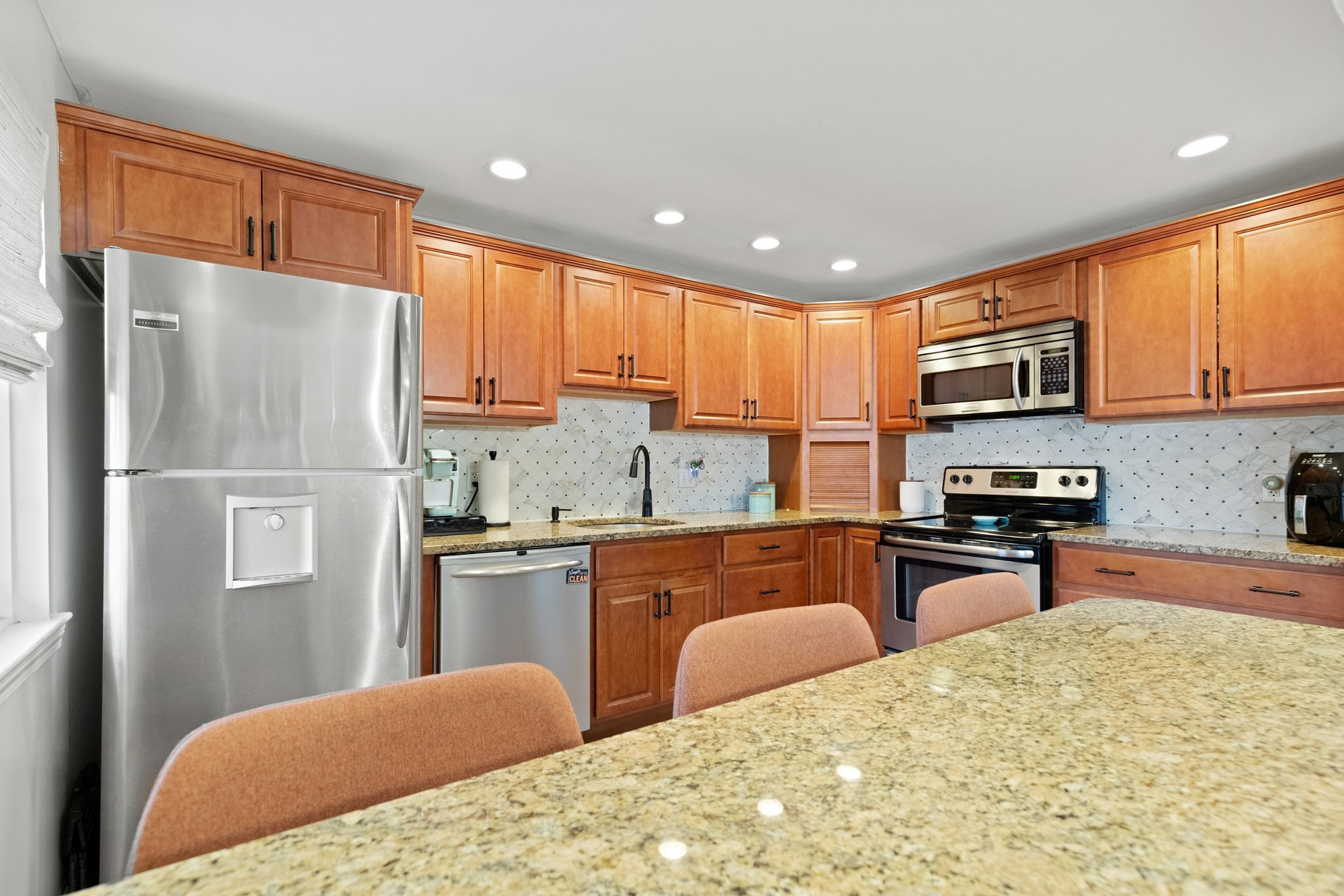 320 Newbury St Unit 902, Danvers, MA 01923 - Image 16