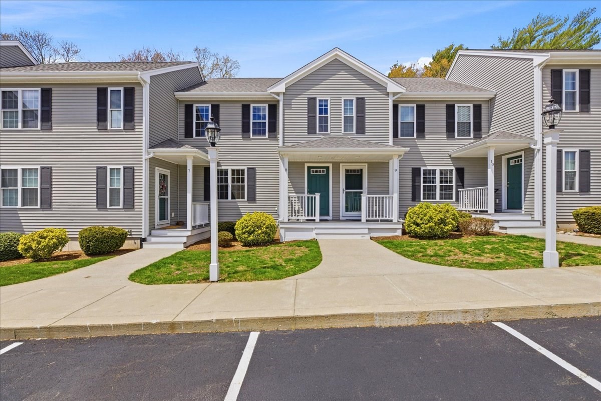 101 Cherry St Unit 8, Plymouth, MA 02360