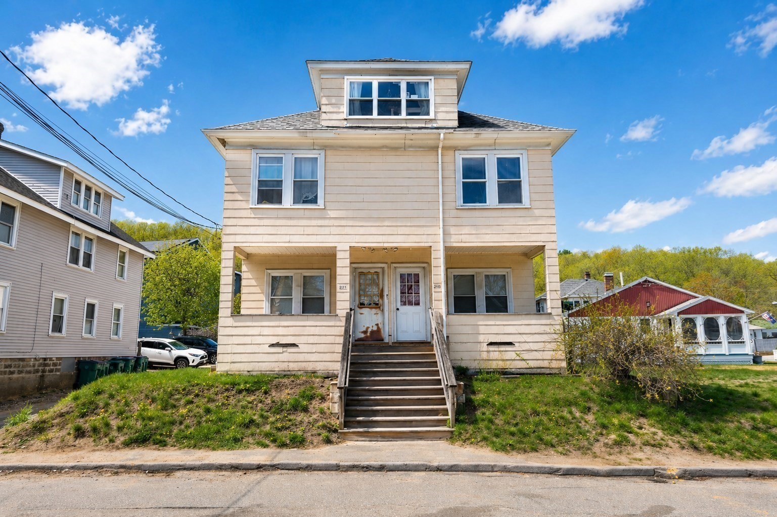 219 Rollstone St, Fitchburg, MA 01420 - Image 2