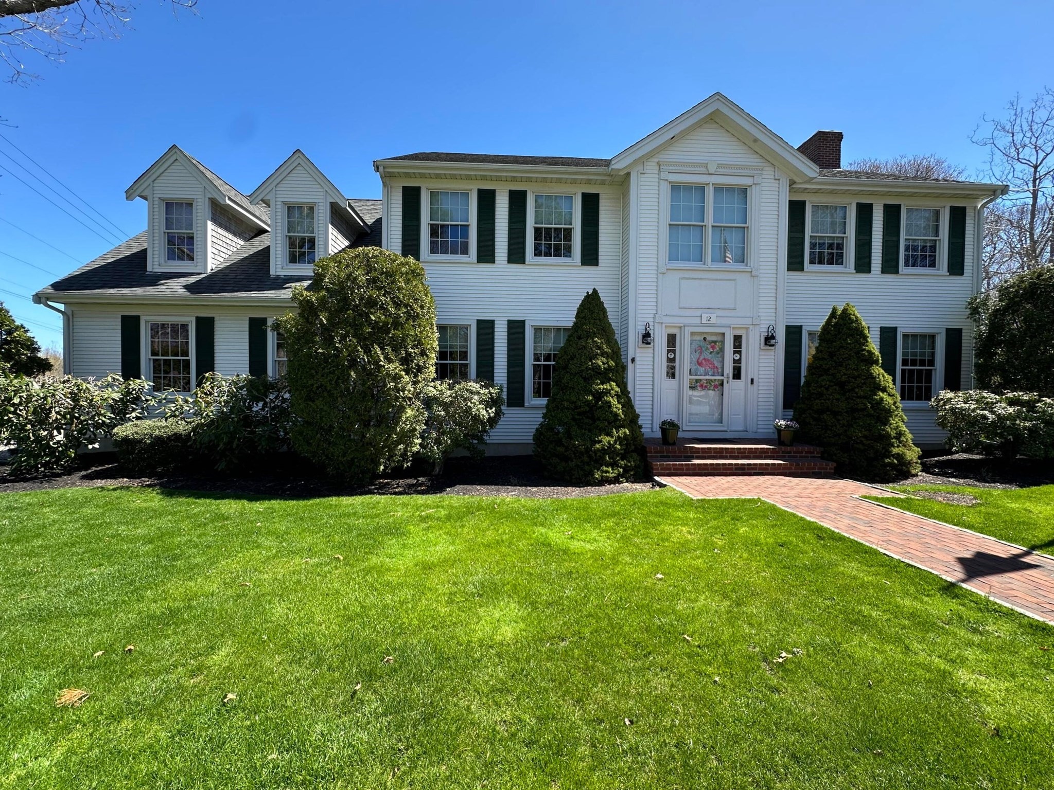 12 Gordon Ln, Yarmouth, MA 02675