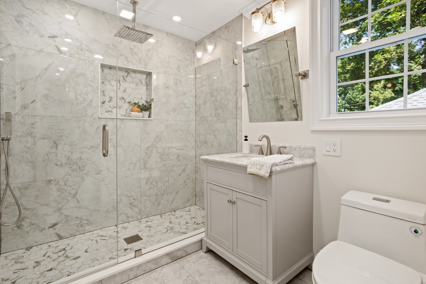 21 Vista St, Melrose, MA 02176 - Image 22