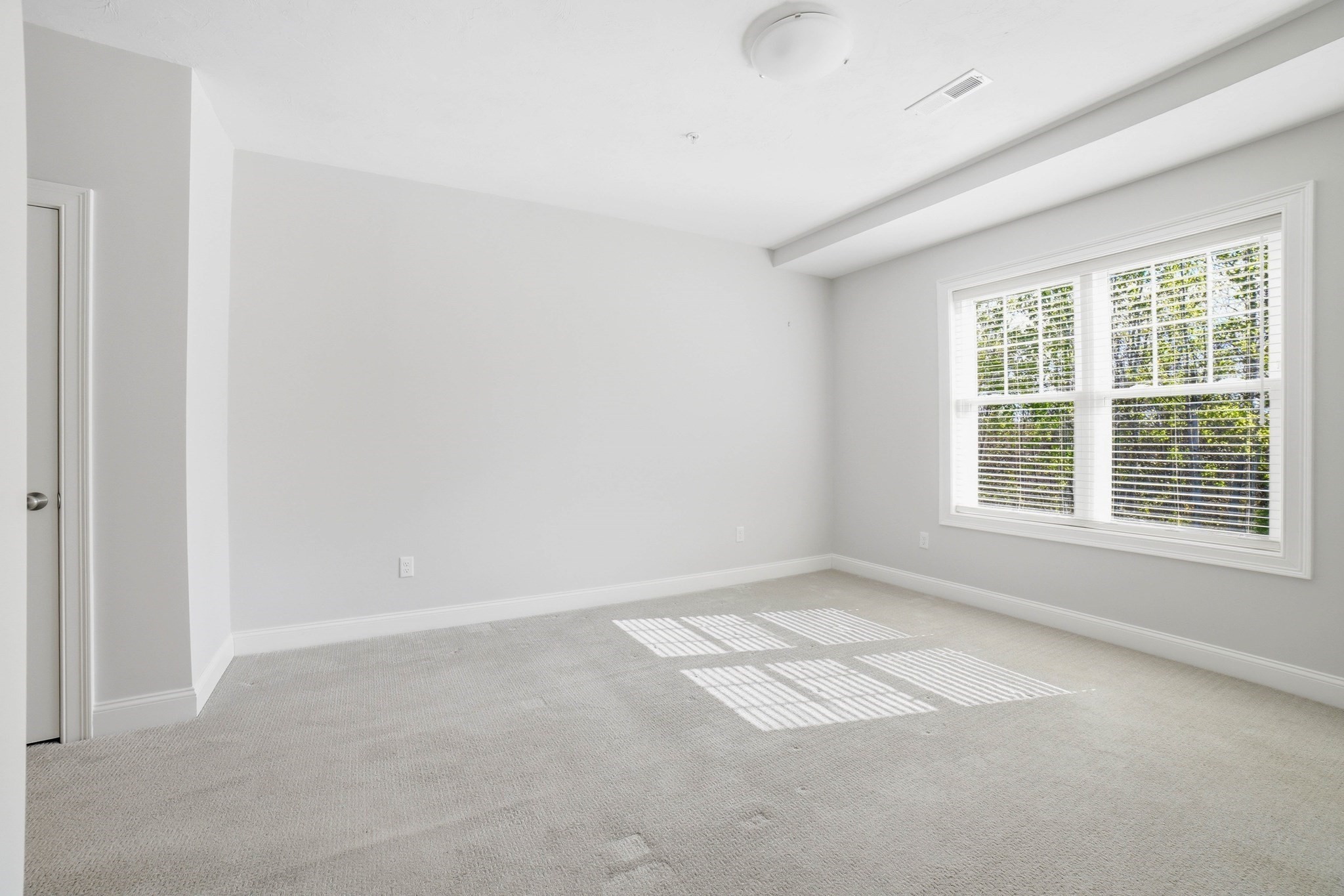 707 Southwood Ln Unit 707, Clinton, MA 01510 - Image 12