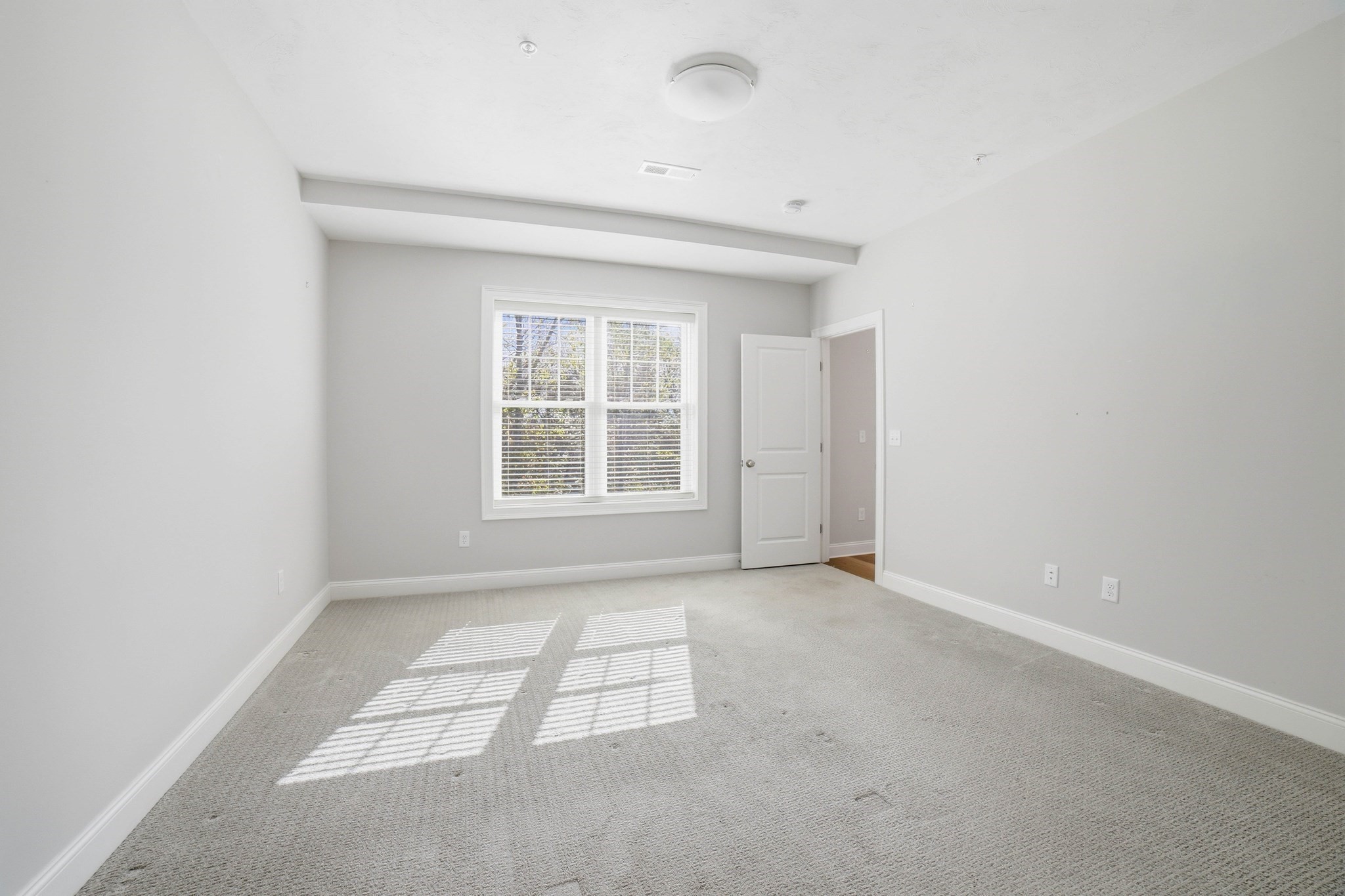 707 Southwood Ln Unit 707, Clinton, MA 01510 - Image 13