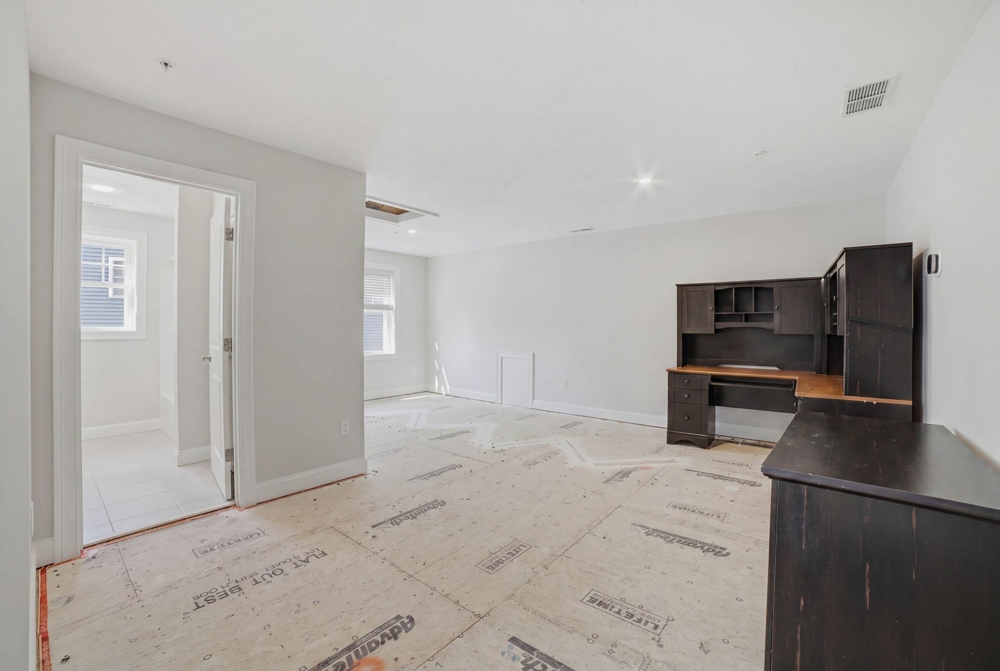 707 Southwood Ln Unit 707, Clinton, MA 01510 - Image 21