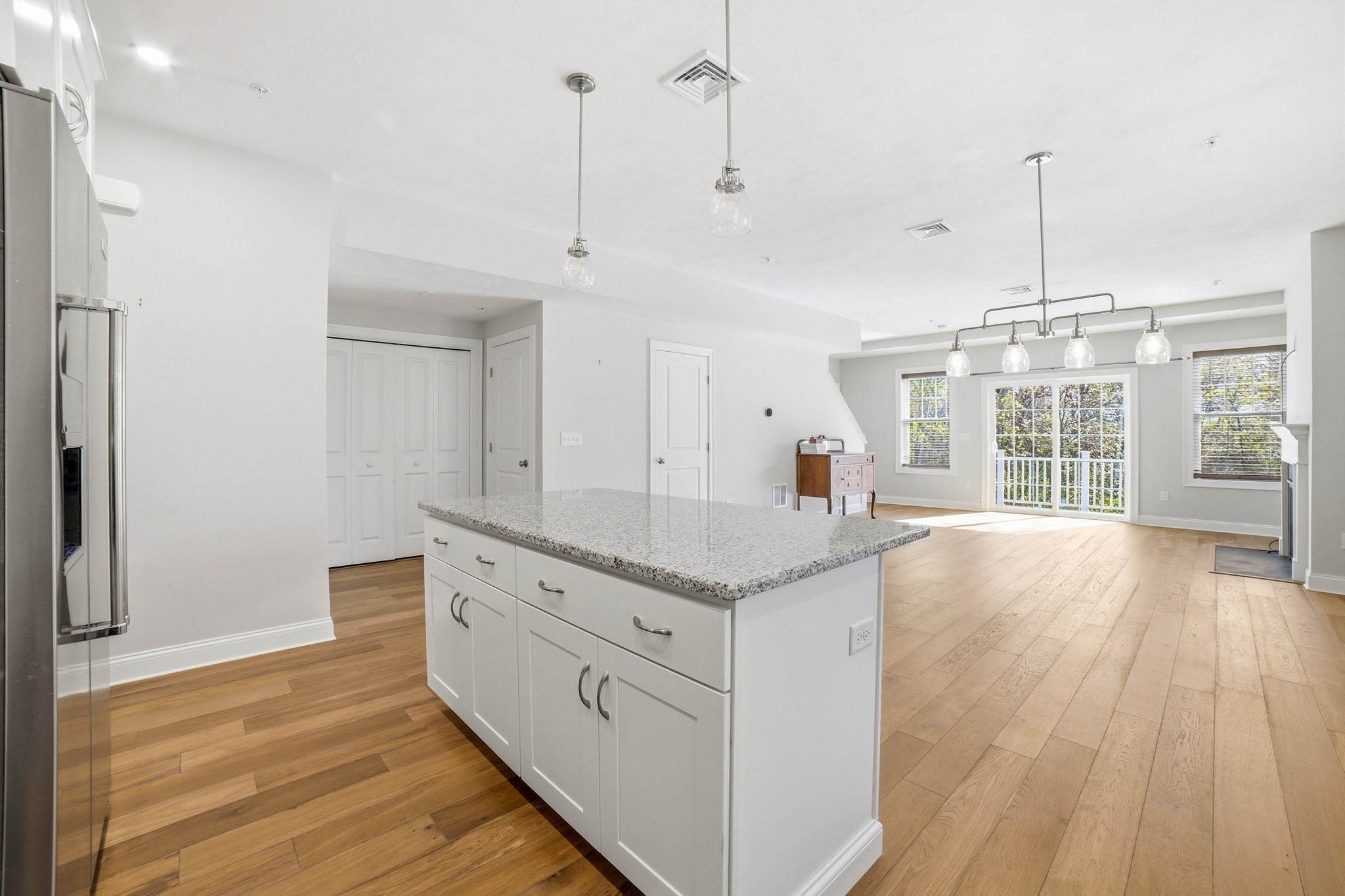 707 Southwood Ln Unit 707, Clinton, MA 01510 - Image 6