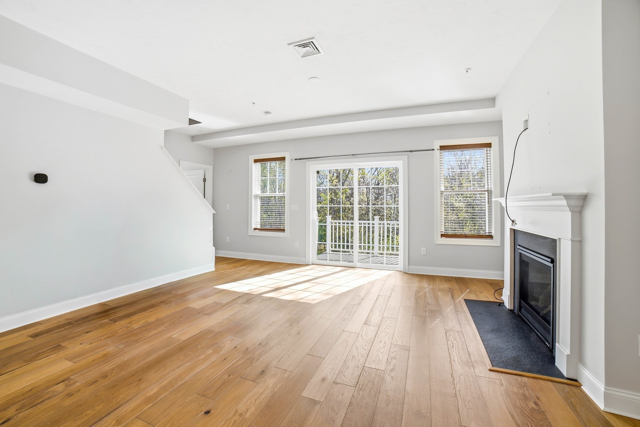707 Southwood Ln Unit 707, Clinton, MA 01510 - Image 10