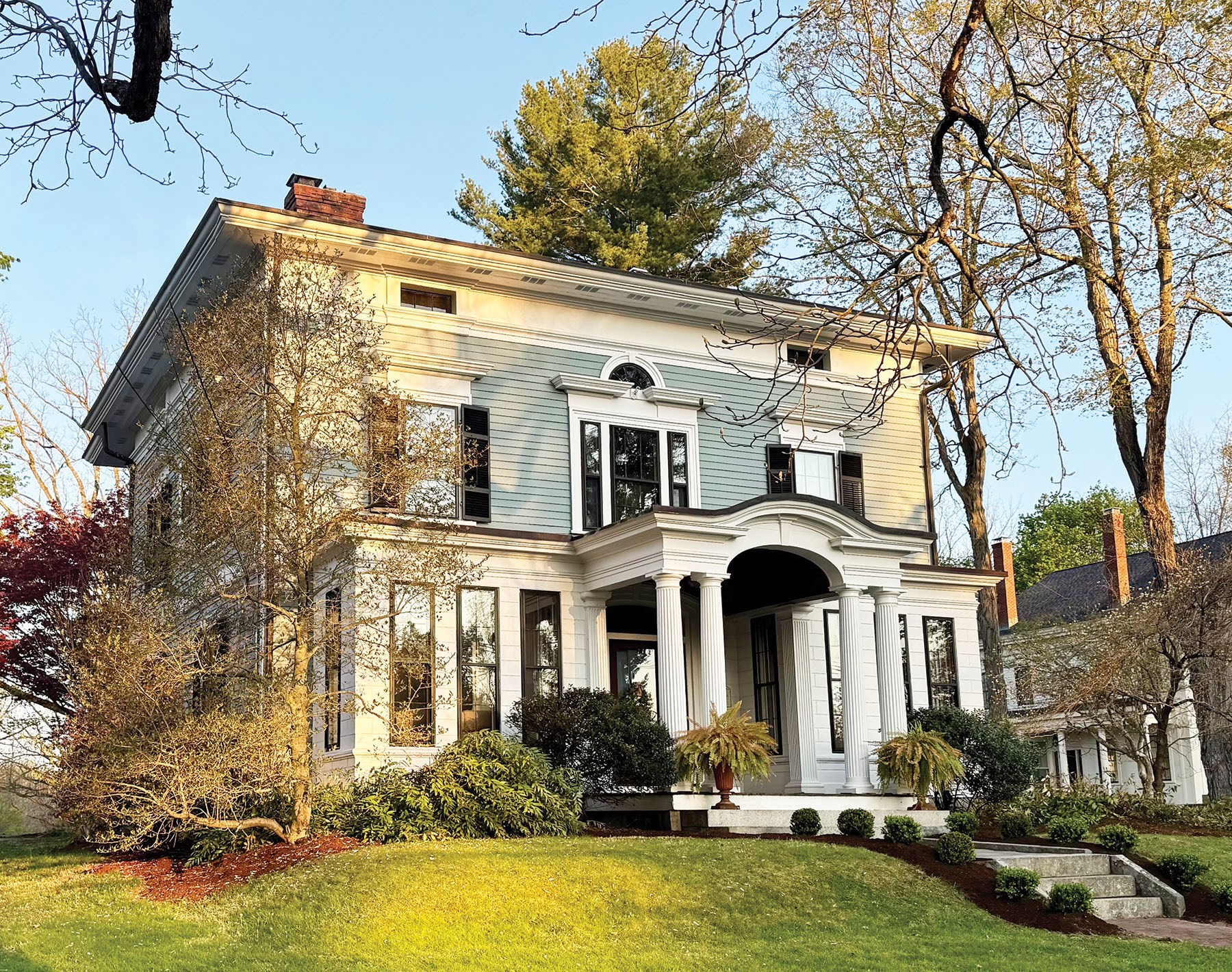 14 South St, Grafton, MA 01519