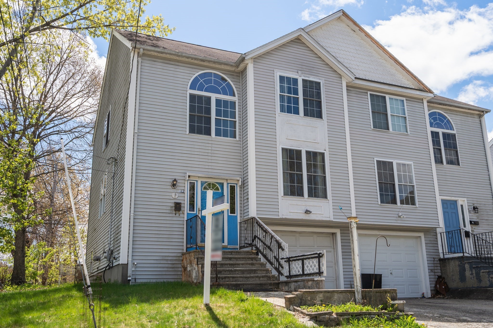 12 Hyannis Place, Worcester, MA 01604