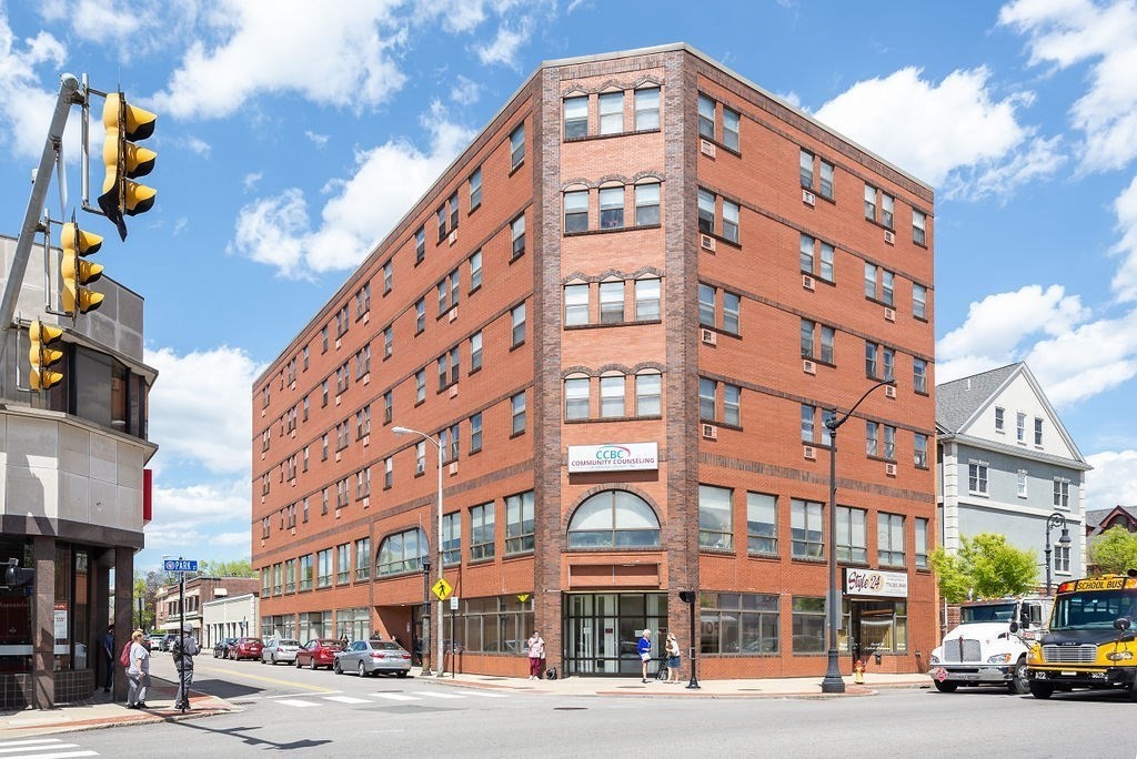 24 Park Street Unit 204, Attleboro, MA 02703
