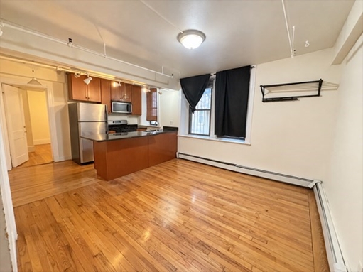 51 Park Dr, Apt B1