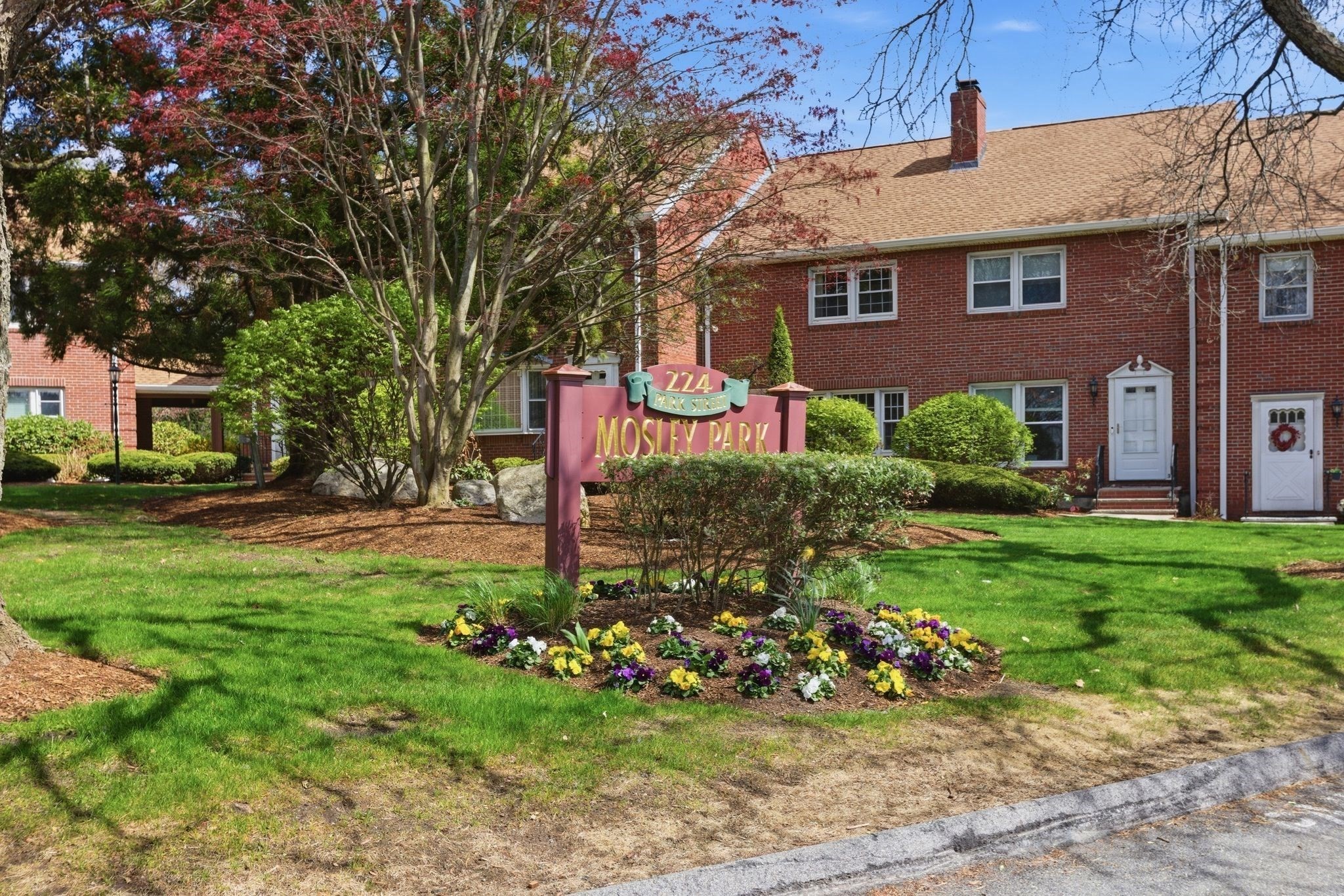 224 Park St Unit B4, Stoneham, MA 02180