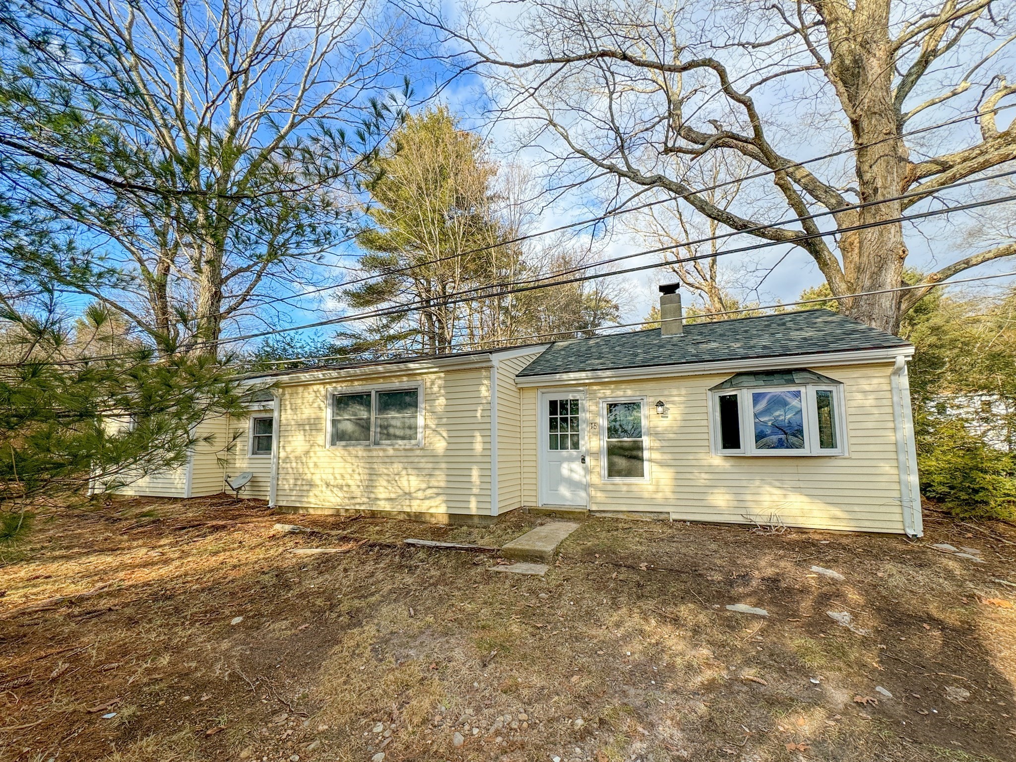 16 School House Cross Rd, Brookfield, MA 01506