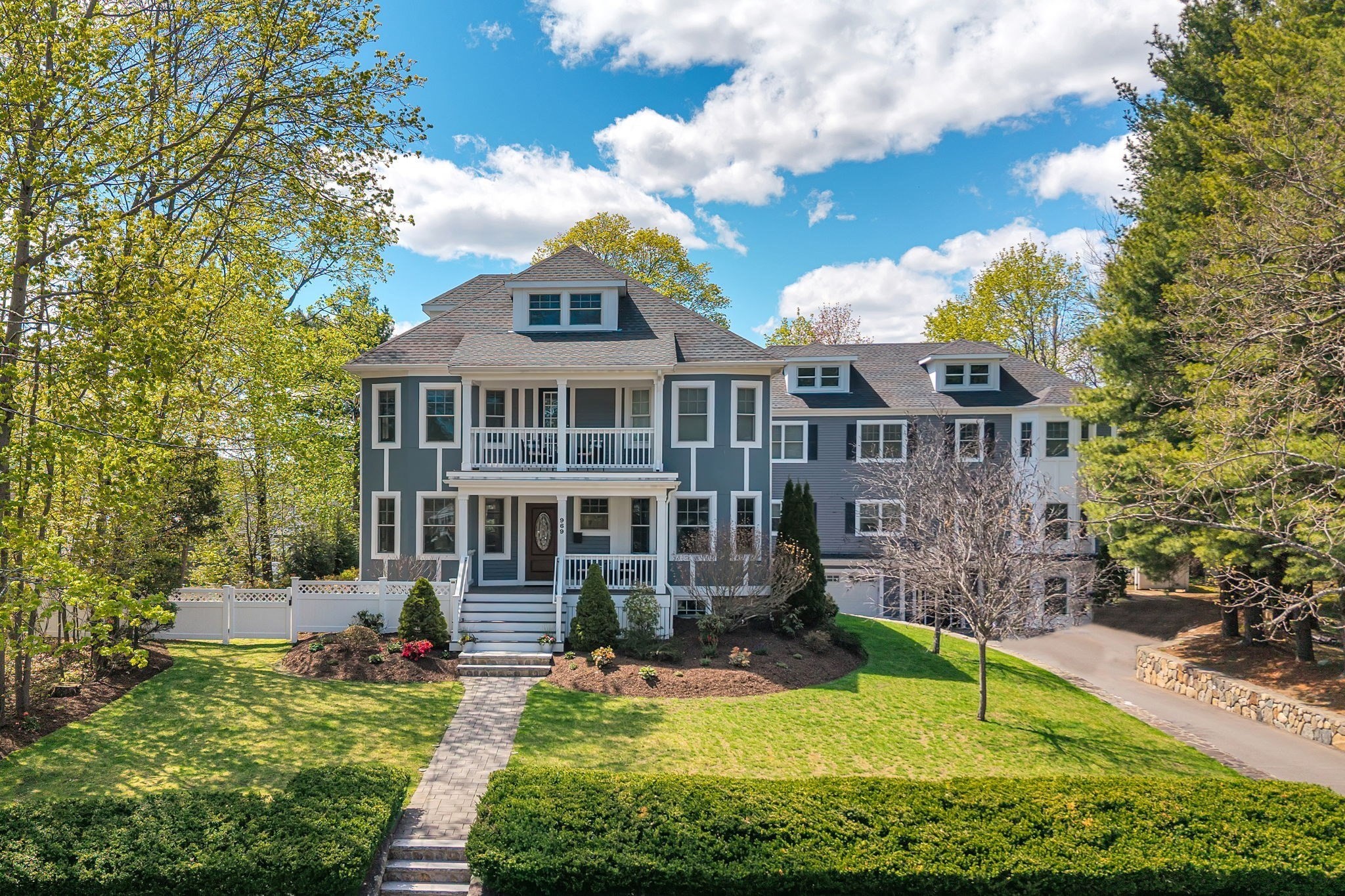 969 Greendale Ave, Needham, MA 02492