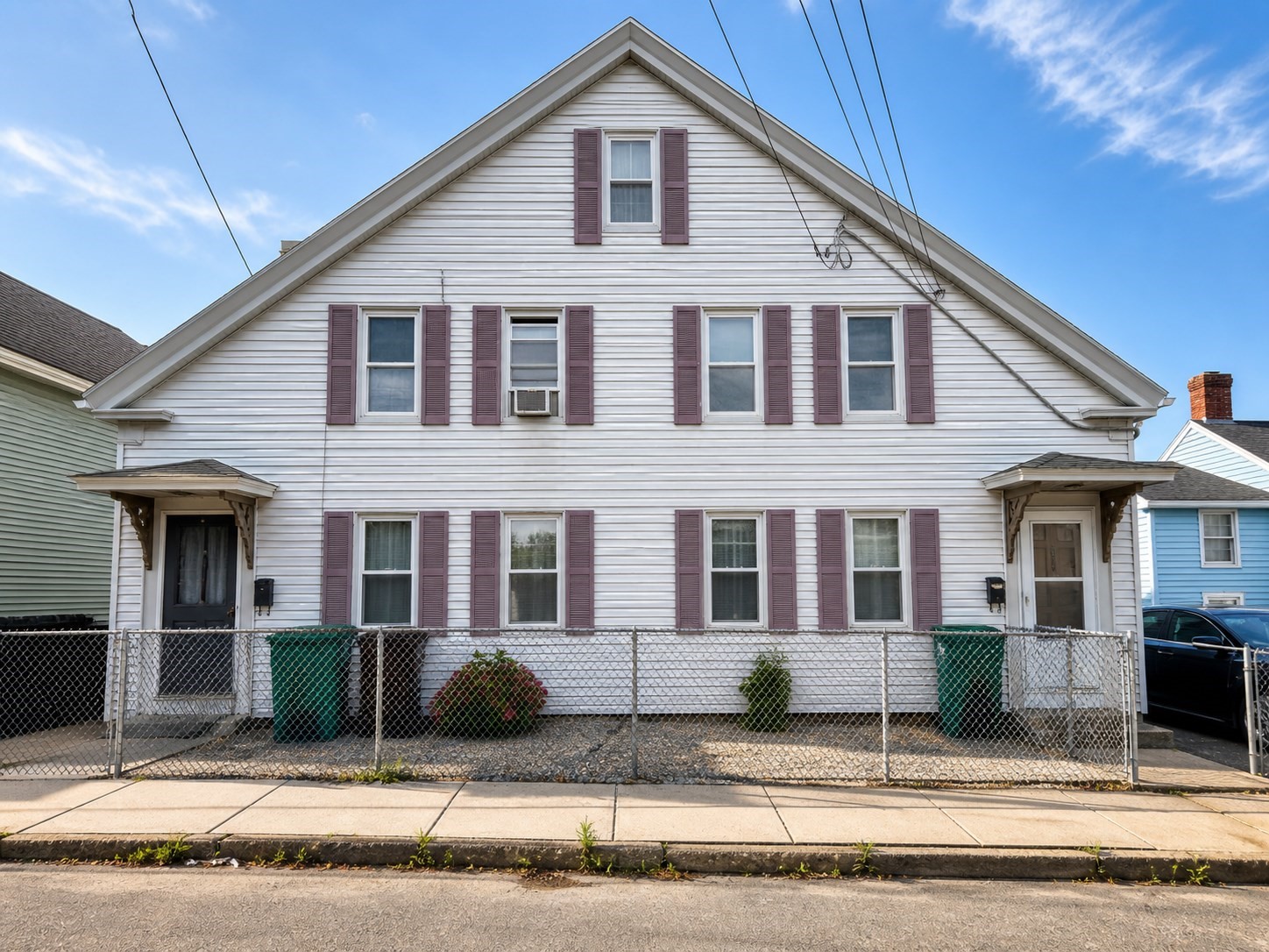 24 Cady St, Lowell, MA 01852