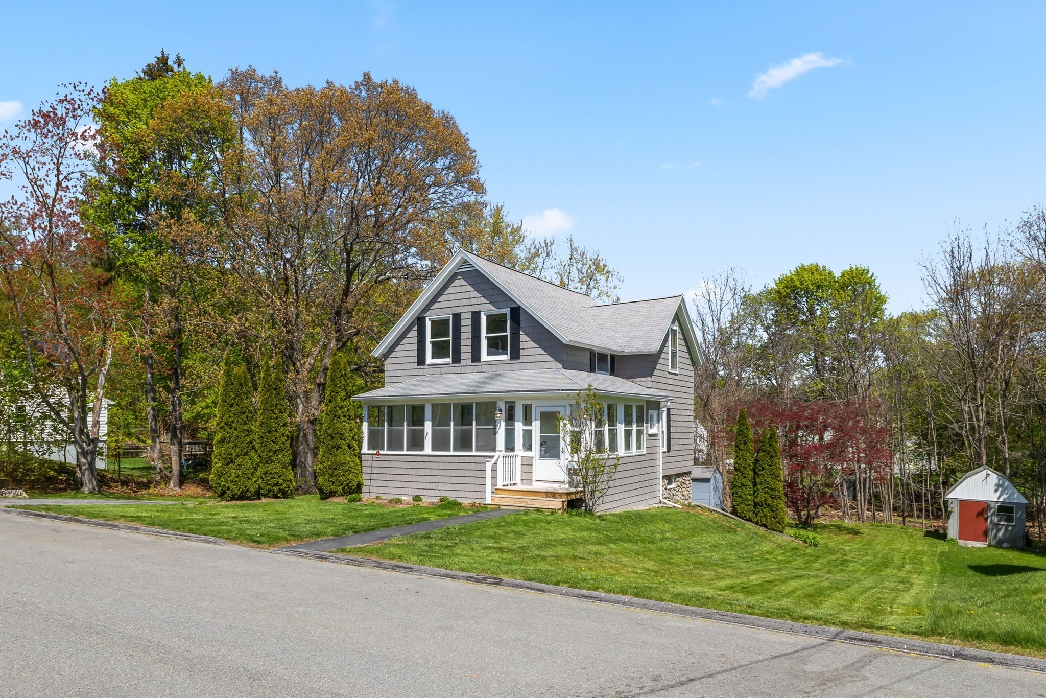 14 Park St, Auburn, MA 01501