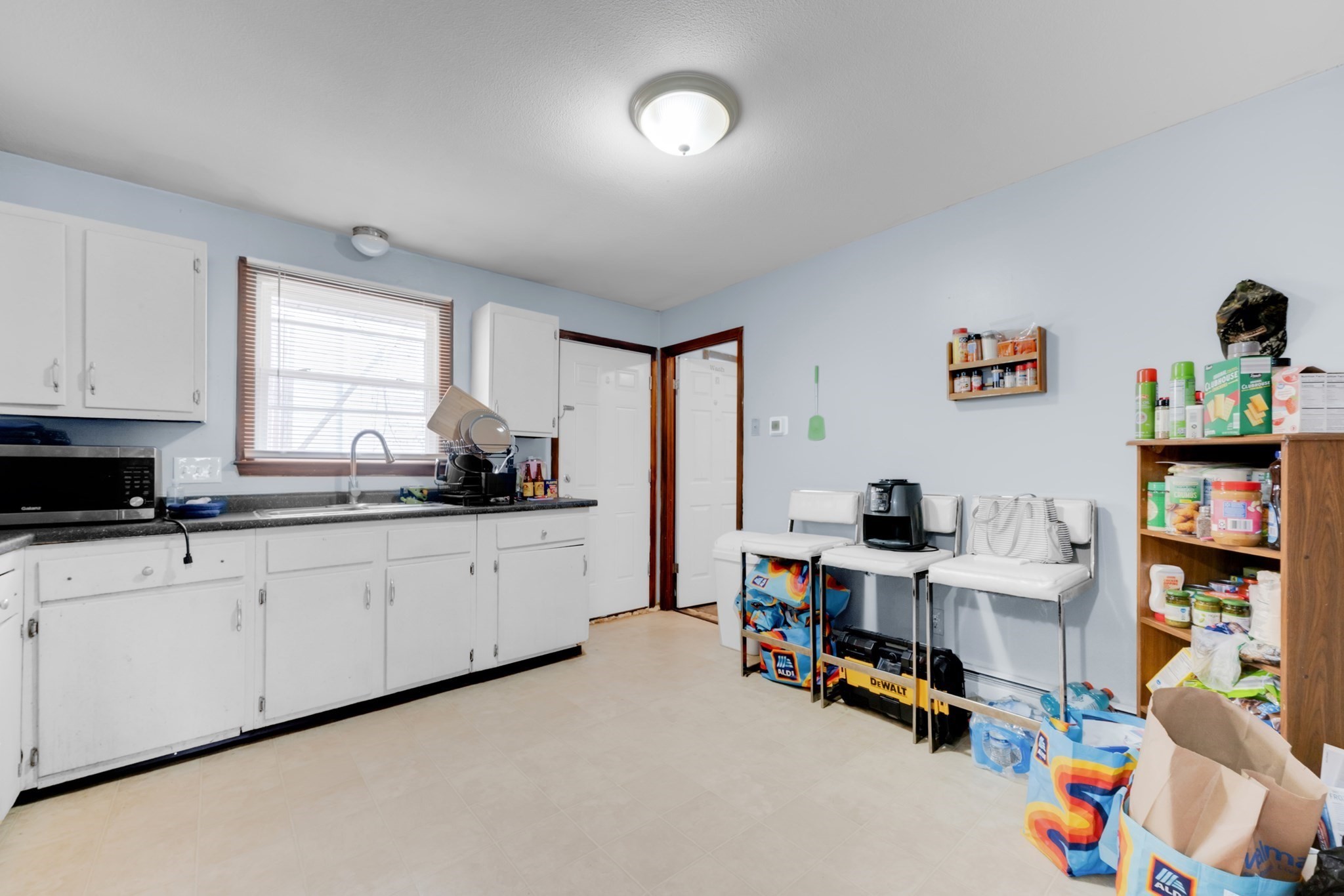 746 Alden St, Springfield, MA 01109 - Image 16