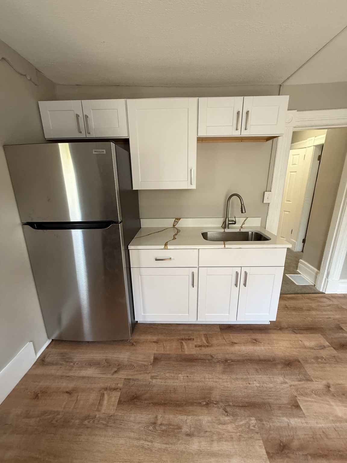 108 Alden St, Springfield, MA 01109 - Image 12