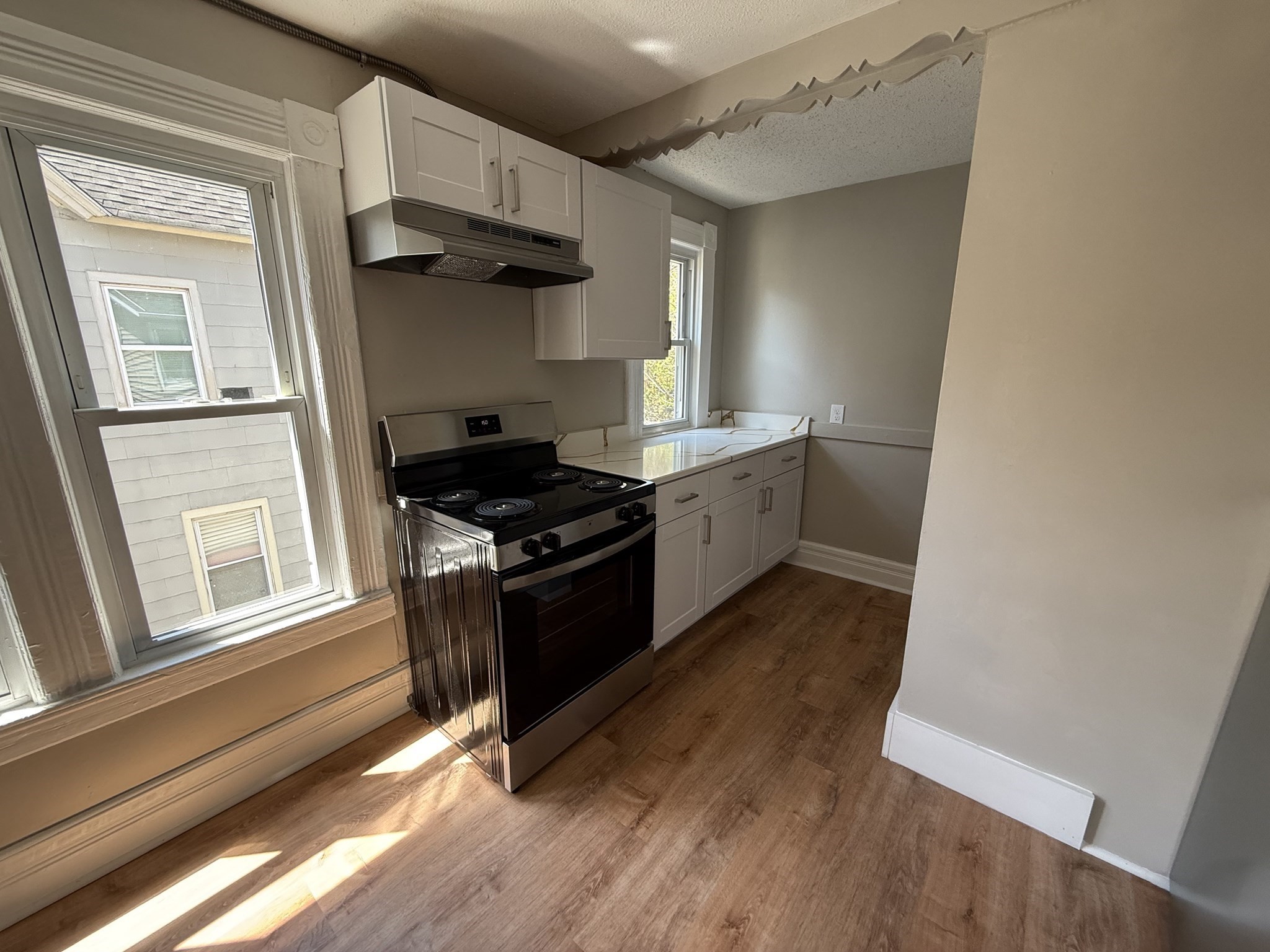 108 Alden St, Springfield, MA 01109 - Image 13