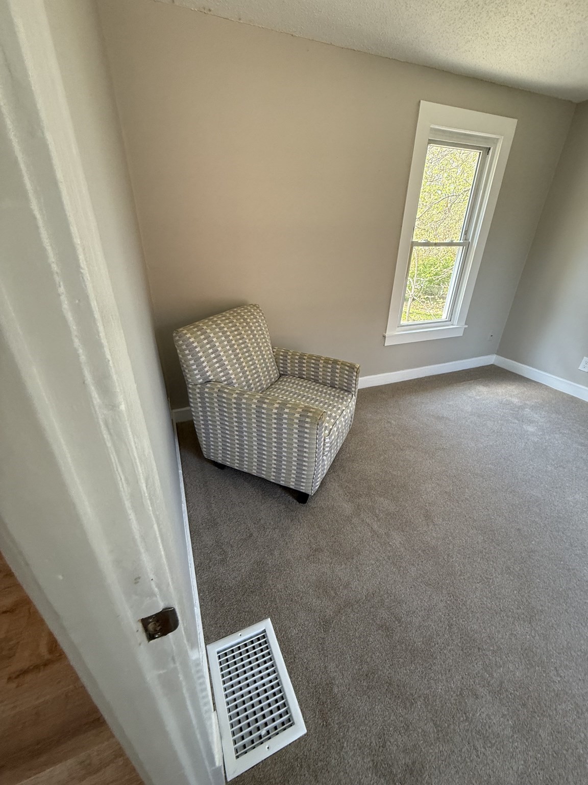 108 Alden St, Springfield, MA 01109 - Image 25