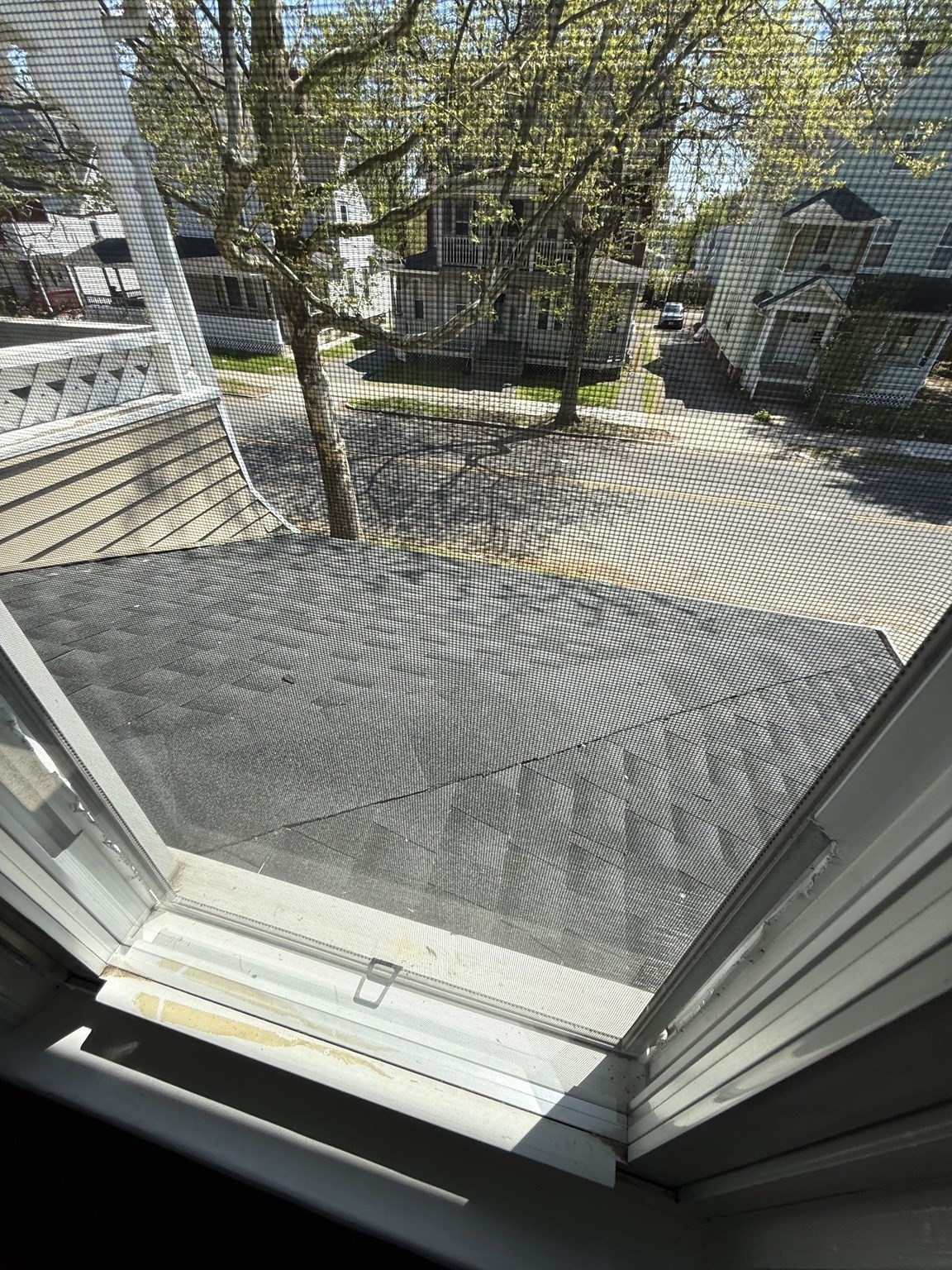 108 Alden St, Springfield, MA 01109 - Image 40