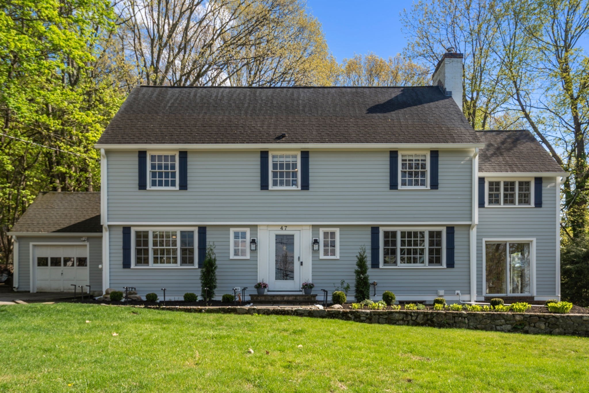 47 Indian Head Rd, Framingham, MA 01701