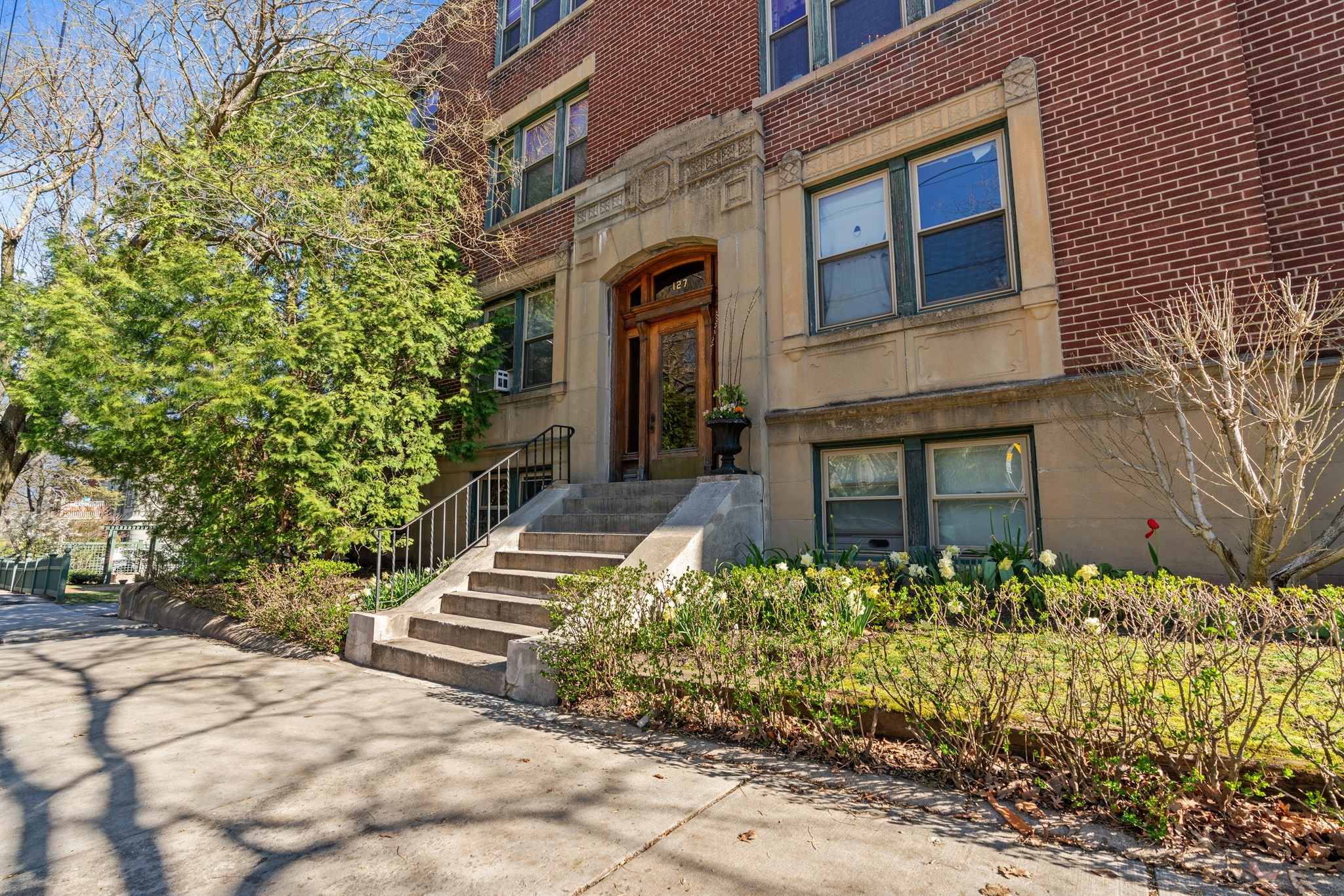 127 Winthrop Rd Unit 6A, Brookline, MA 02445