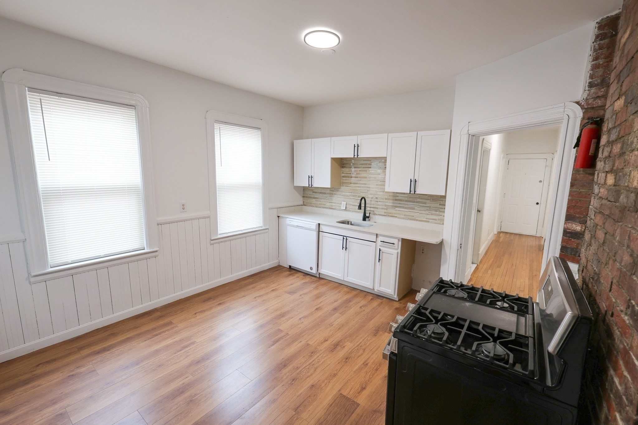 8 Colonial Ave, Dorchester, Boston, MA 02124 - Image 17