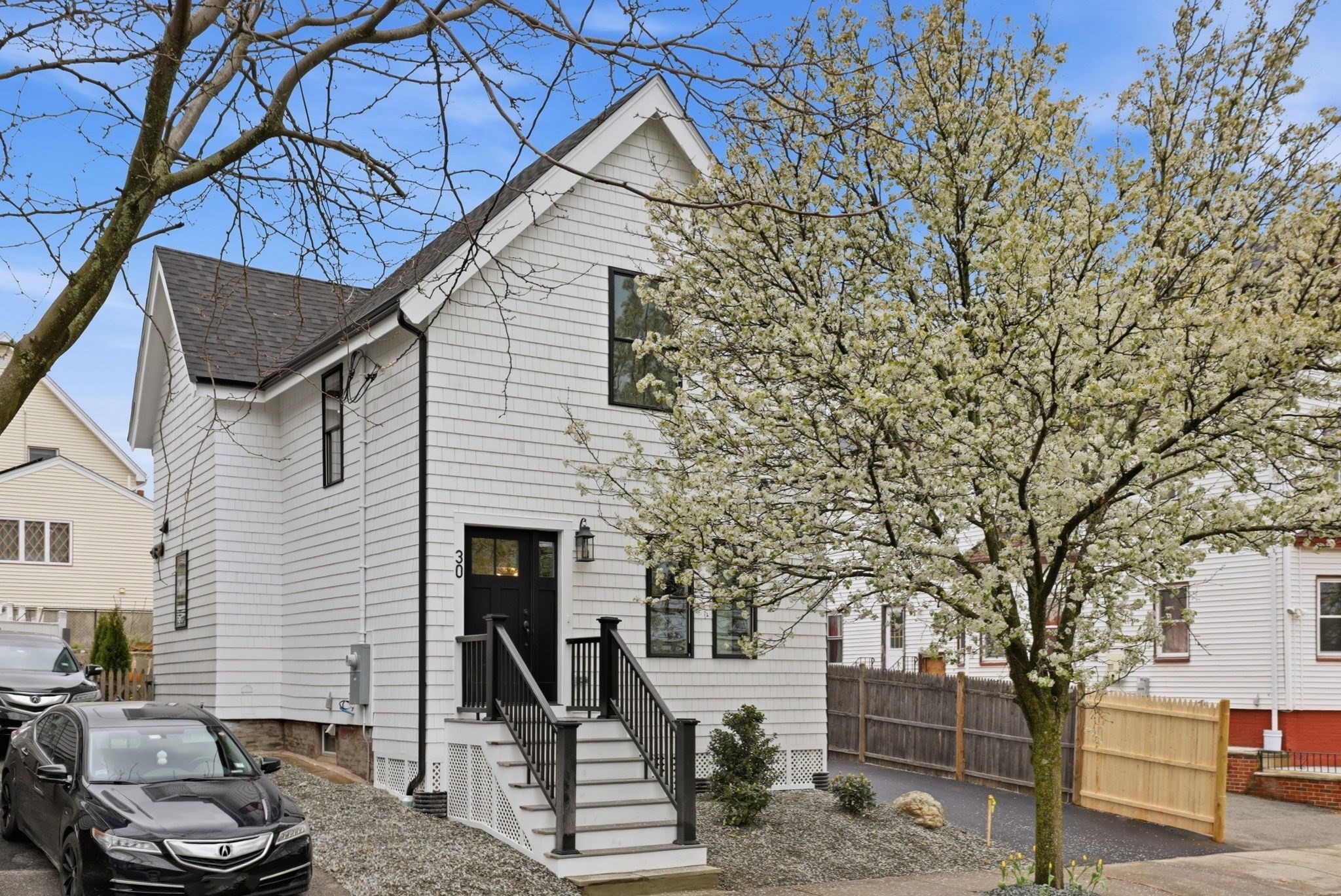 30 Waverly Ave, Everett, MA 02149