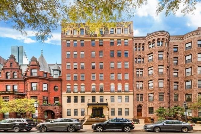 180 Commonwealth Ave Unit 7, Back Bay, Boston, MA 02116