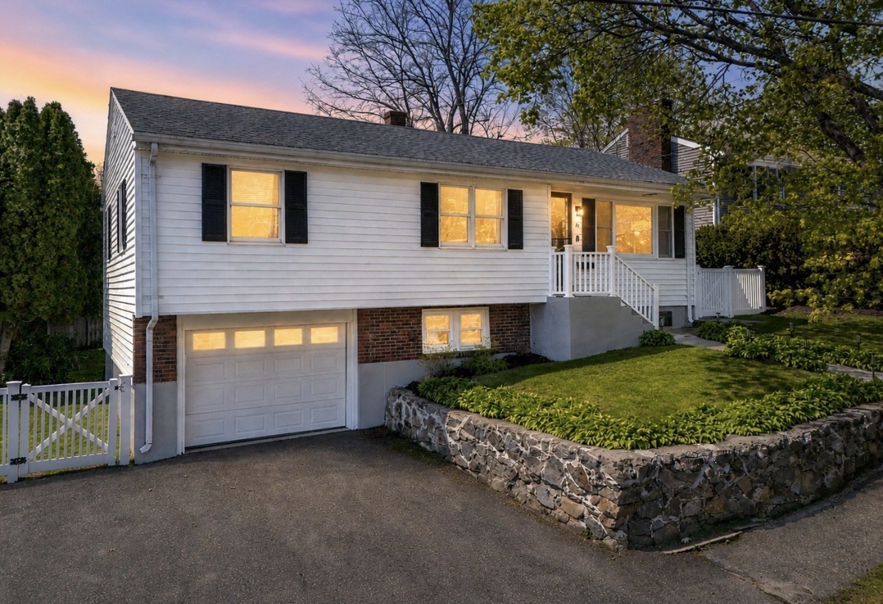 6 Glen Road, Peabody, MA 01960