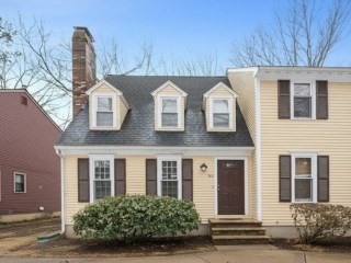 165 Wellman Ave Unit 165, Chelmsford, MA 01863