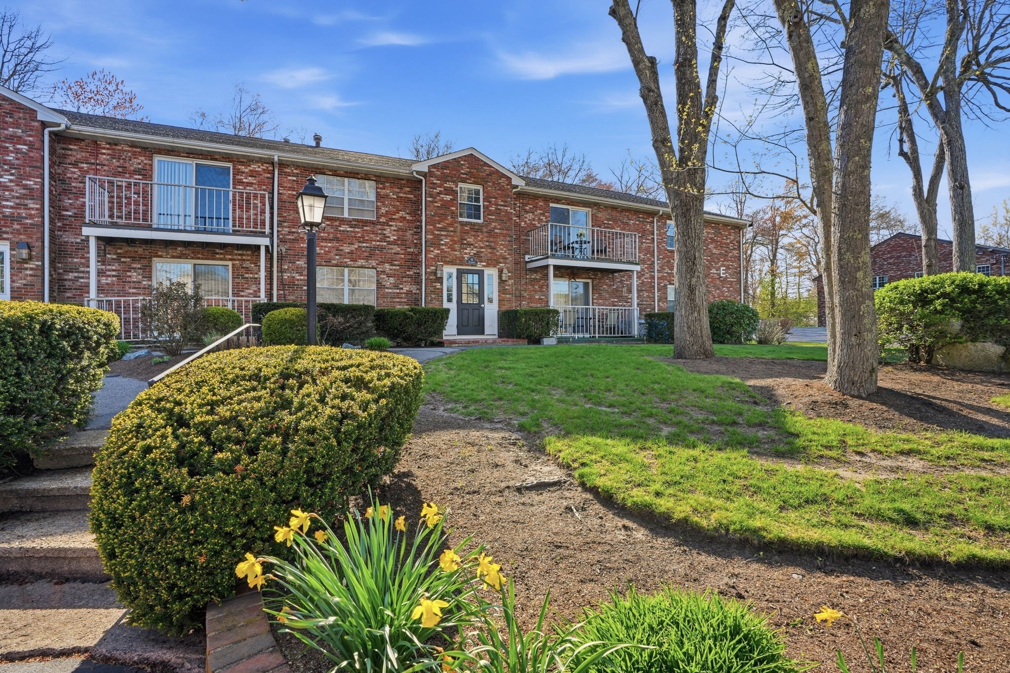 16 Kingswood Unit 2, Abington, MA 02351