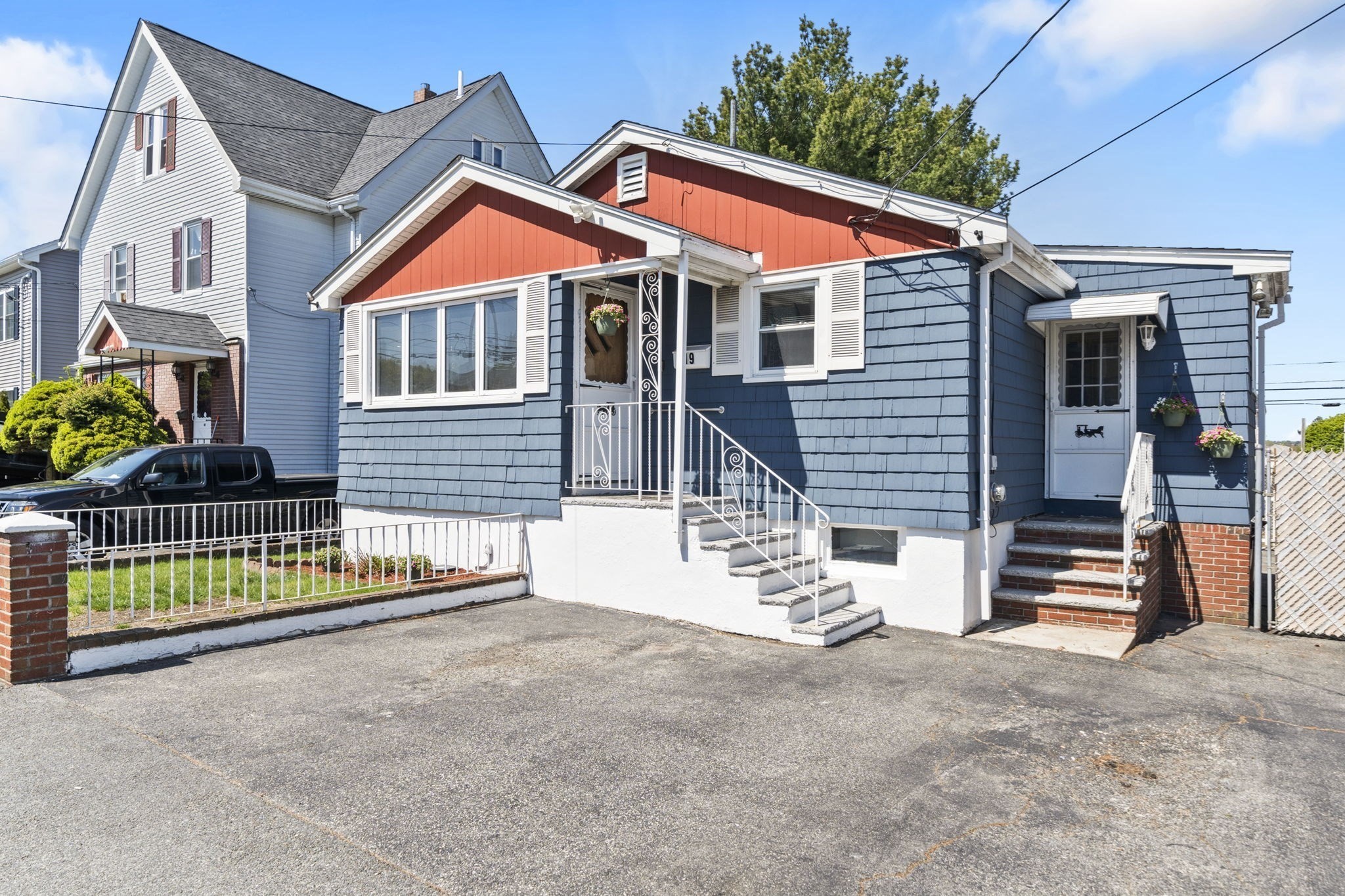 19 North Ave, Revere, MA 02151