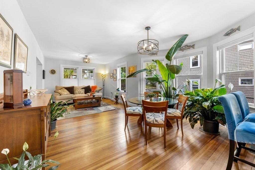30 Gloucester St Unit 30, Arlington, MA 02476