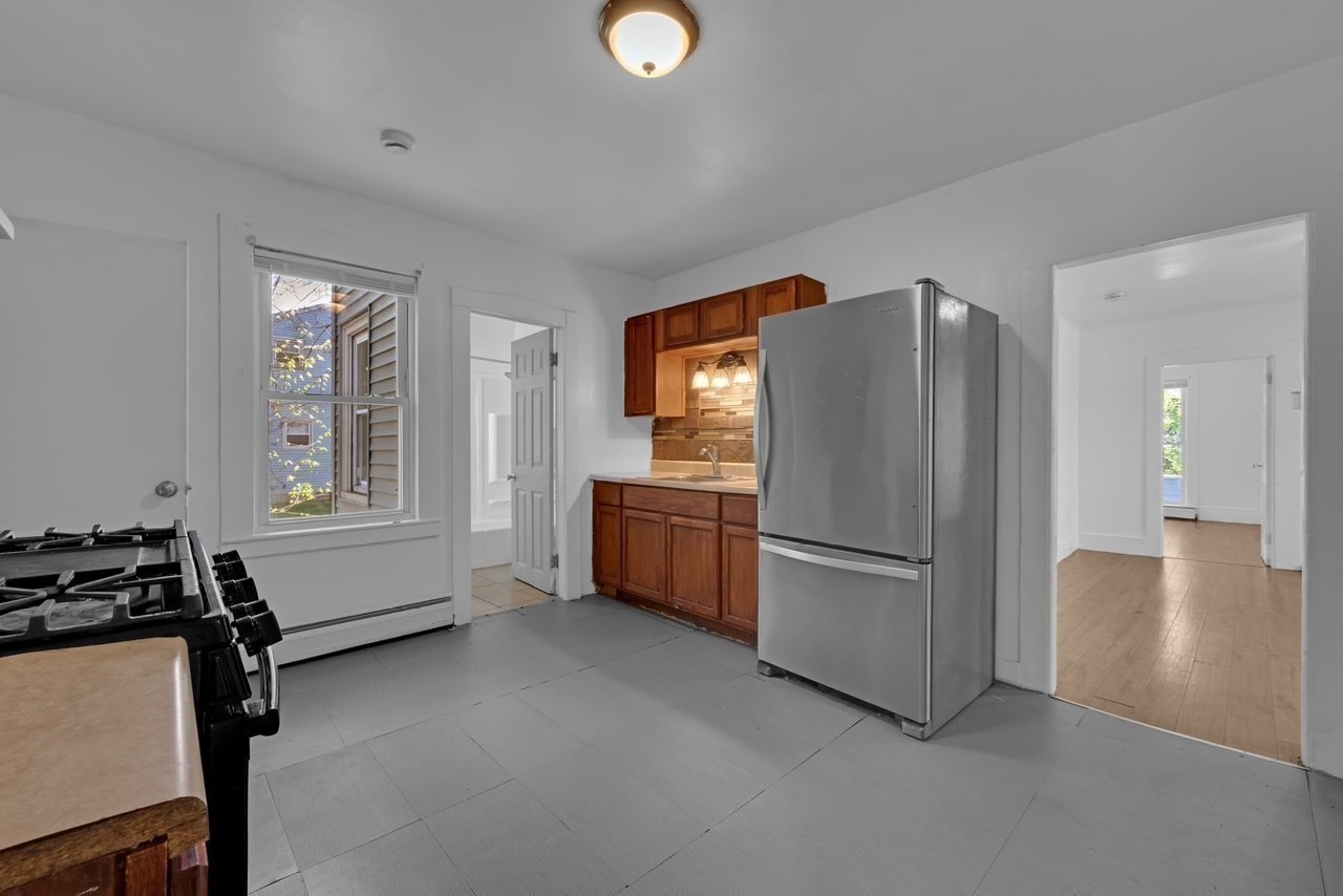 88 Tyler St, Springfield, MA 01109 - Image 11