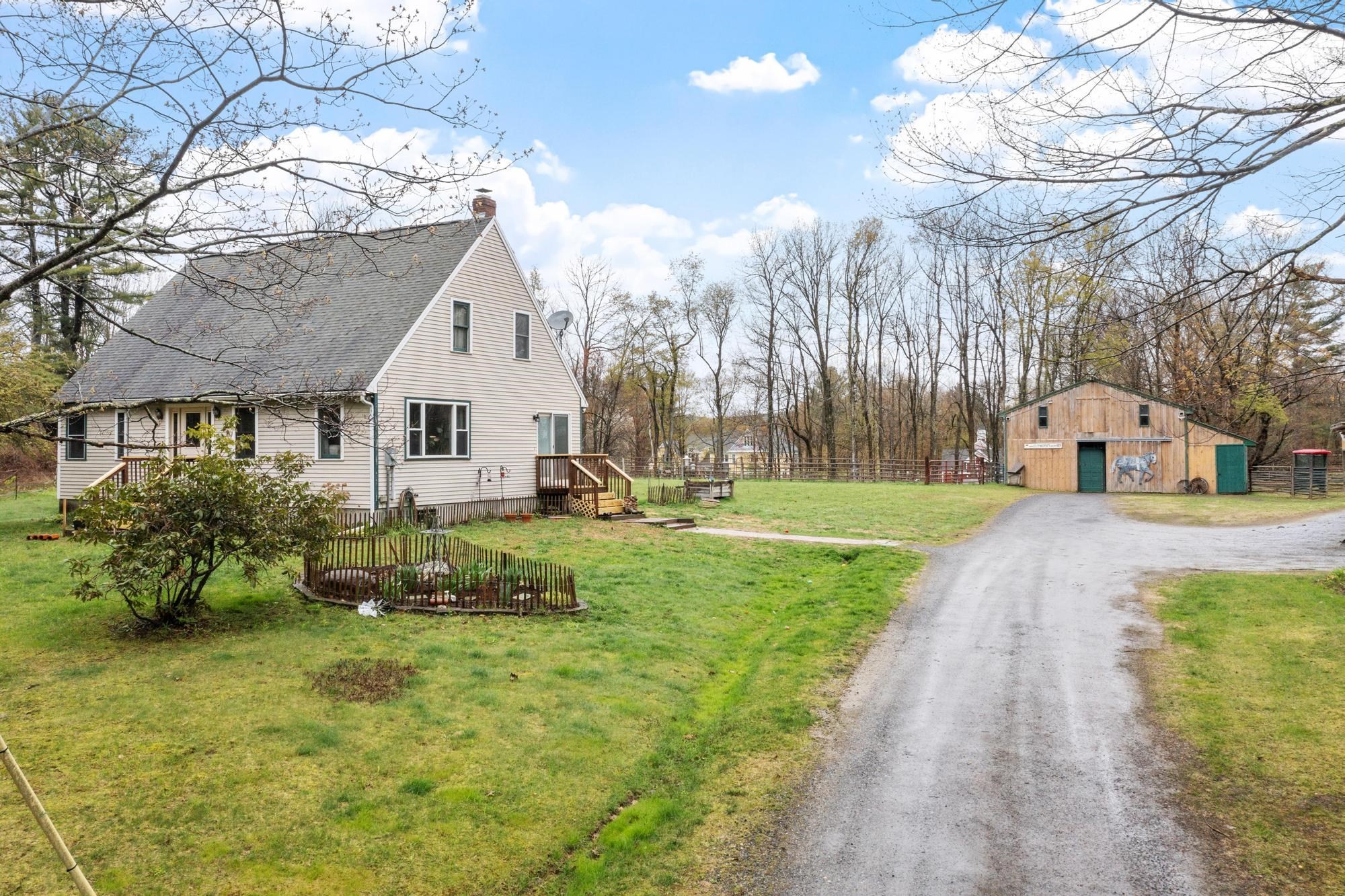 340 Ball Hill Rd, Princeton, MA 01541