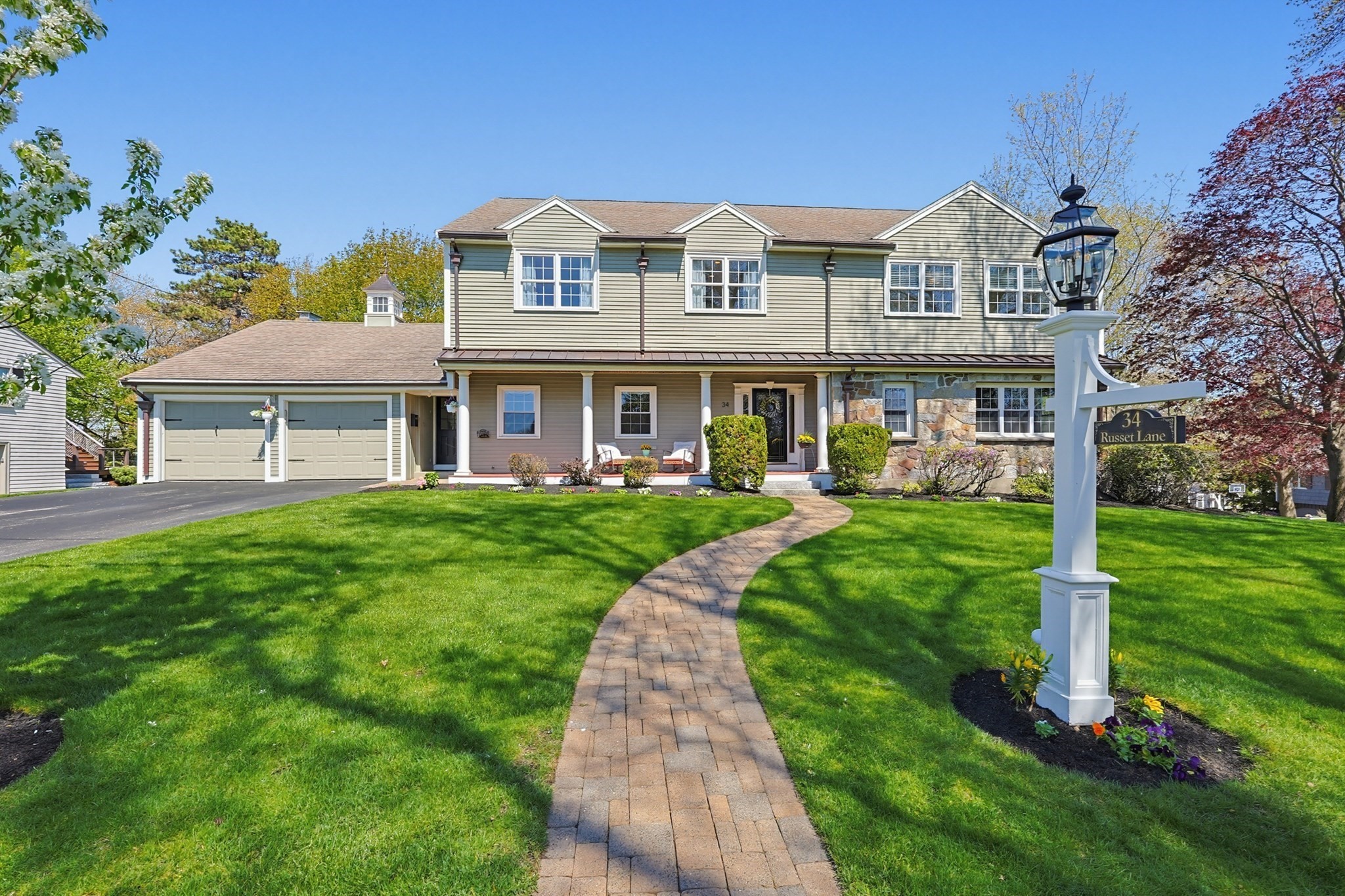 34 Russett Ln, Melrose, MA 02176